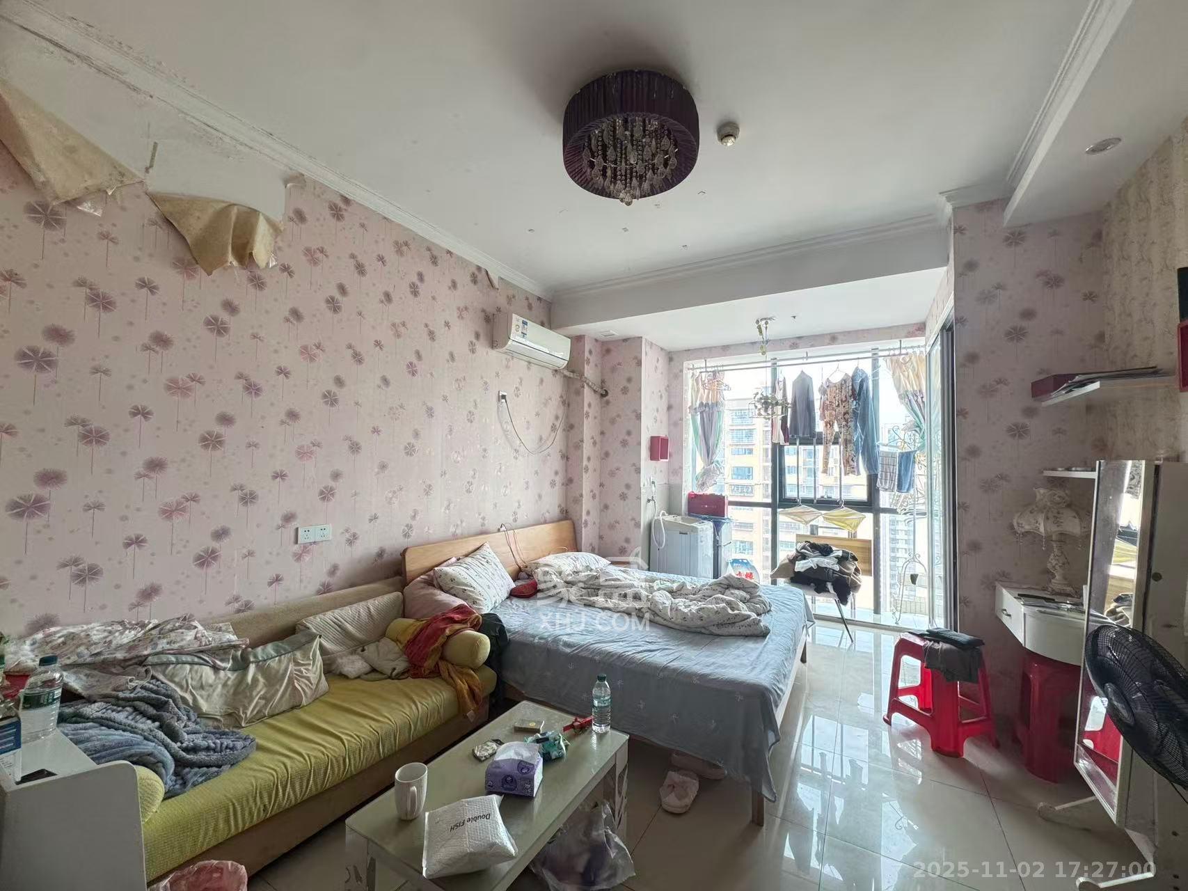 佳兴国际汇 1室1厅1卫 1600.0元/月 佳兴国际汇 1室1厅1卫 1600.0元/月室内图