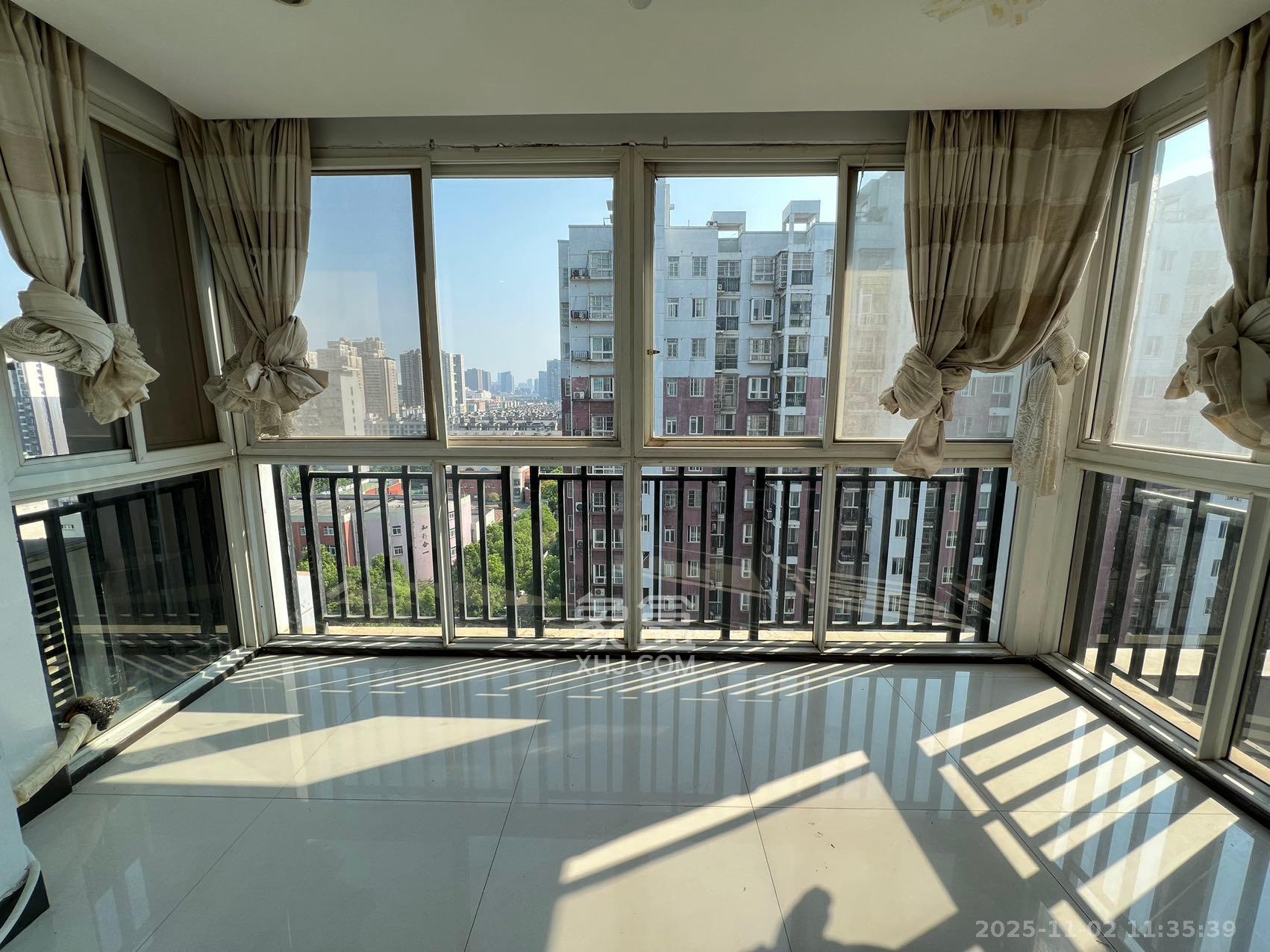 一品东庭 3室2厅1卫 2600.0元/月 一品东庭 3室2厅1卫 2600.0元/月室内图