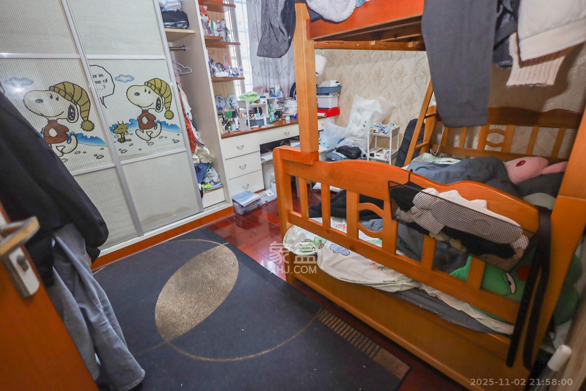 湘许嘉园  3室2厅1卫    123.0万卧室