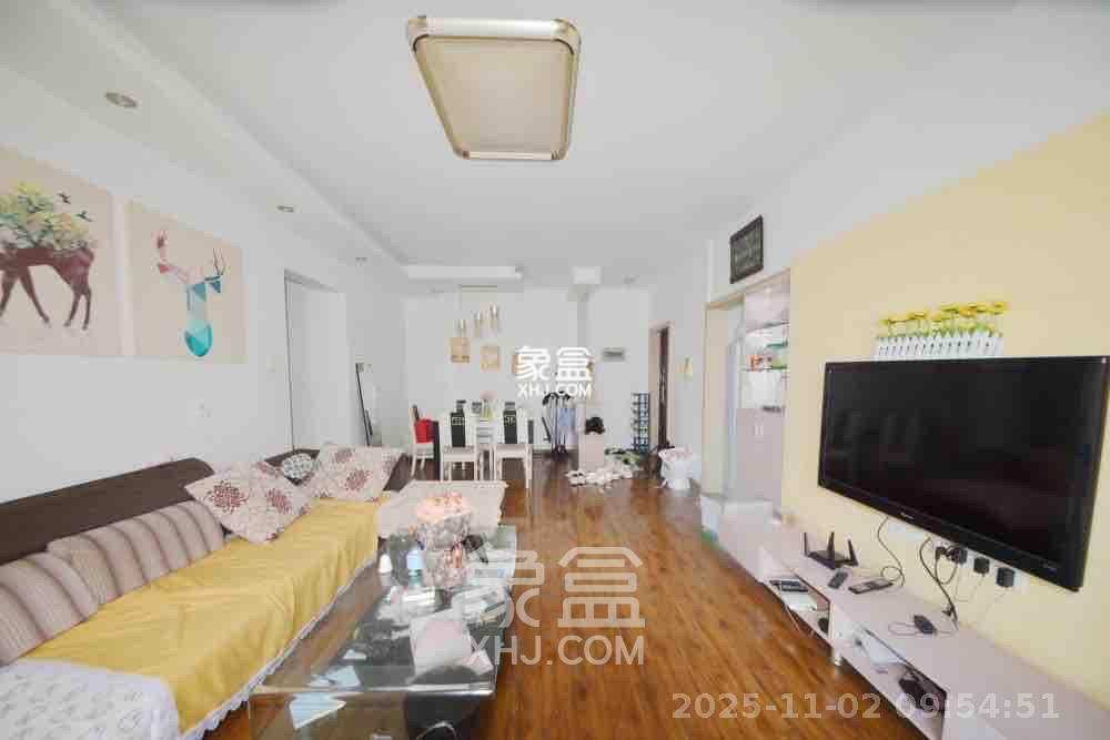 中江佳境天成 3室2厅1卫 2700.0元/月 中江佳境天成 3室2厅1卫 2700.0元/月室内图