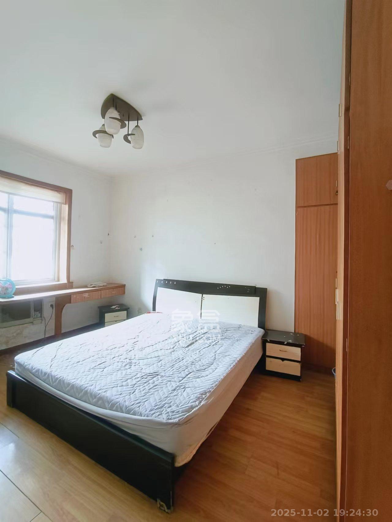 乔庄社区 2室1厅1卫 1500.0元/月 乔庄社区 2室1厅1卫 1500.0元/月室内图