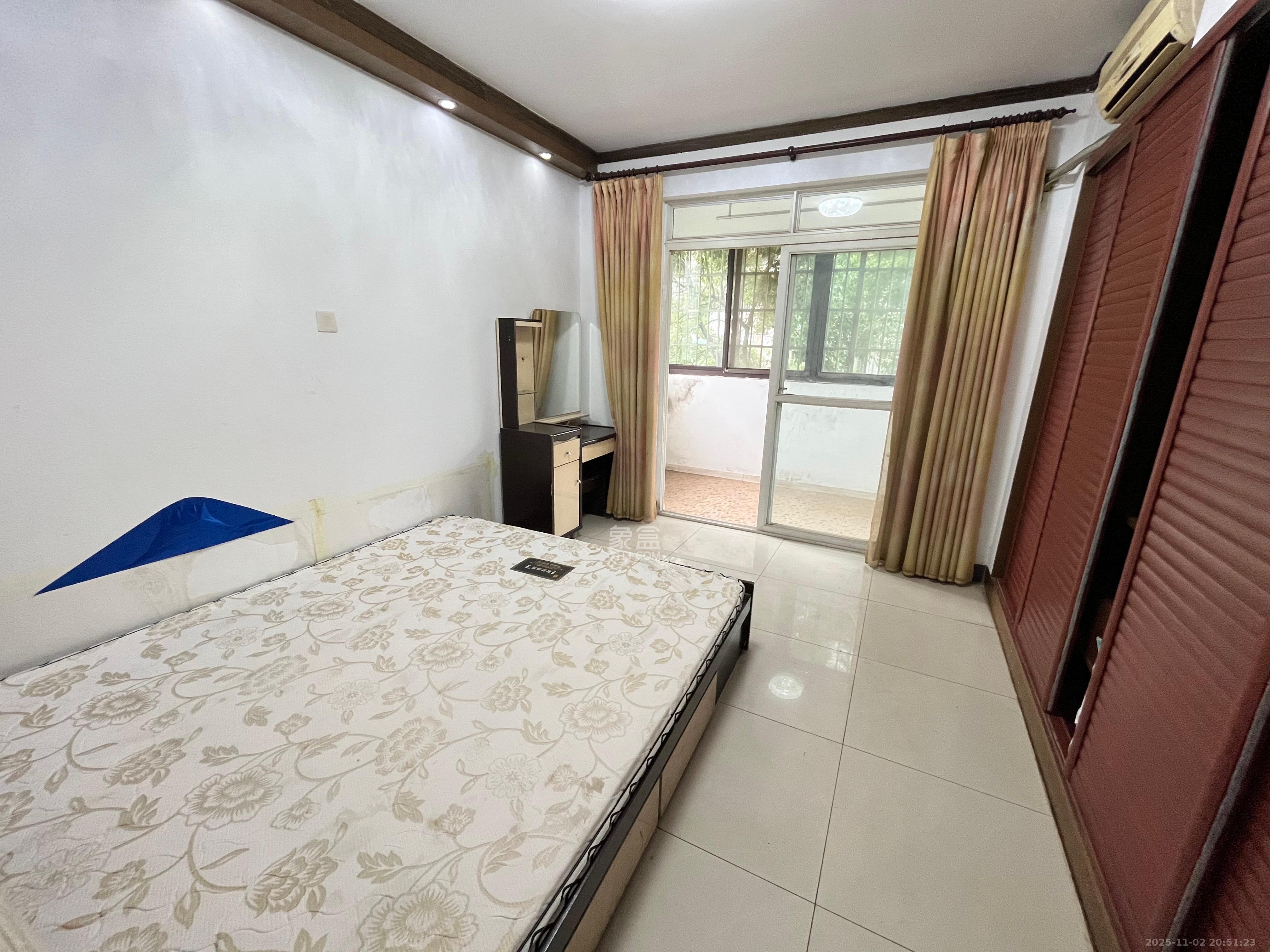 德馨园 2室2厅1卫 1600.0元/月 德馨园 2室2厅1卫 1600.0元/月室内图