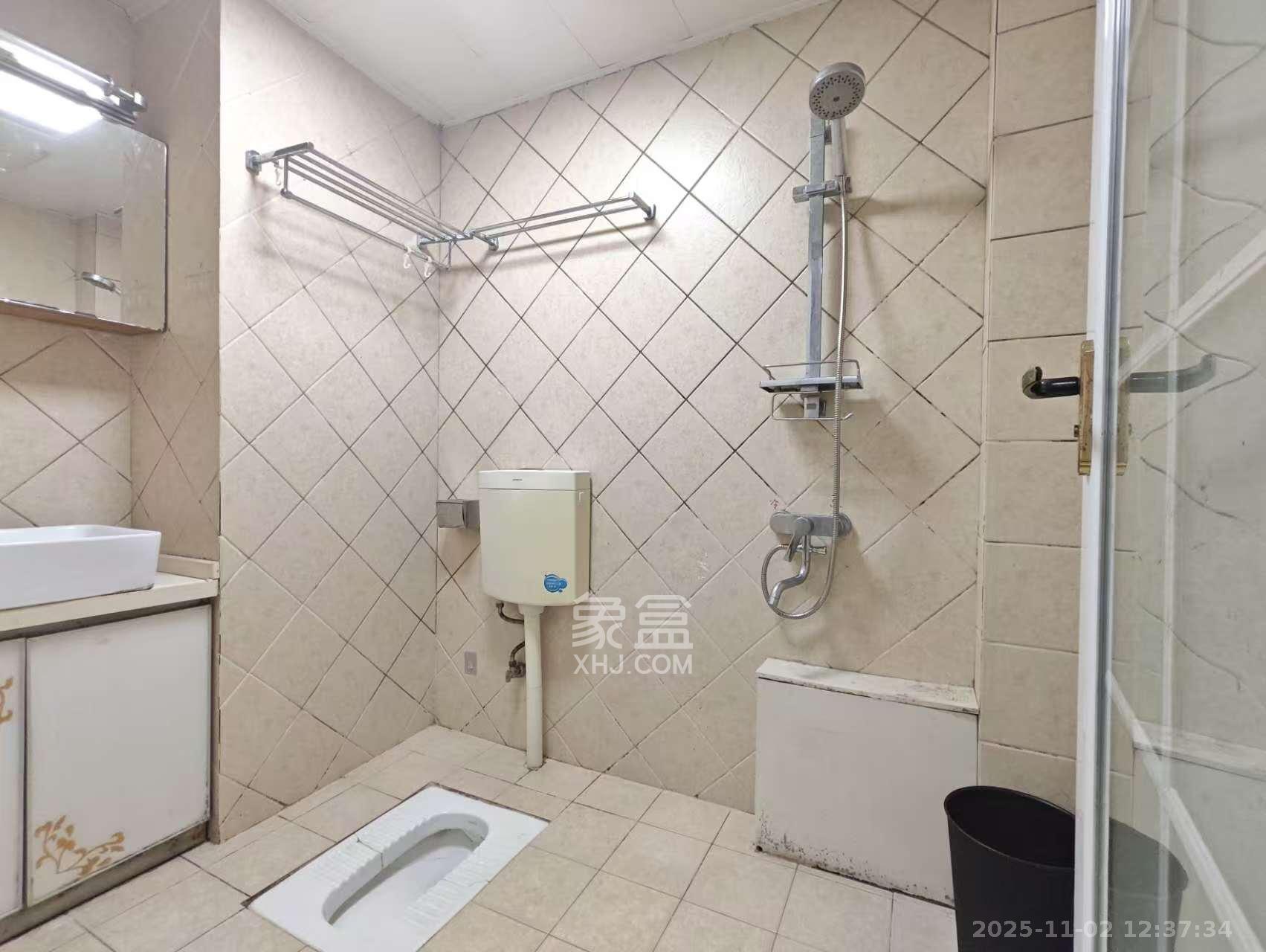 长大卧琥 1室1厅1卫 1600.0元/月 长大卧琥 1室1厅1卫 1600.0元/月室内图