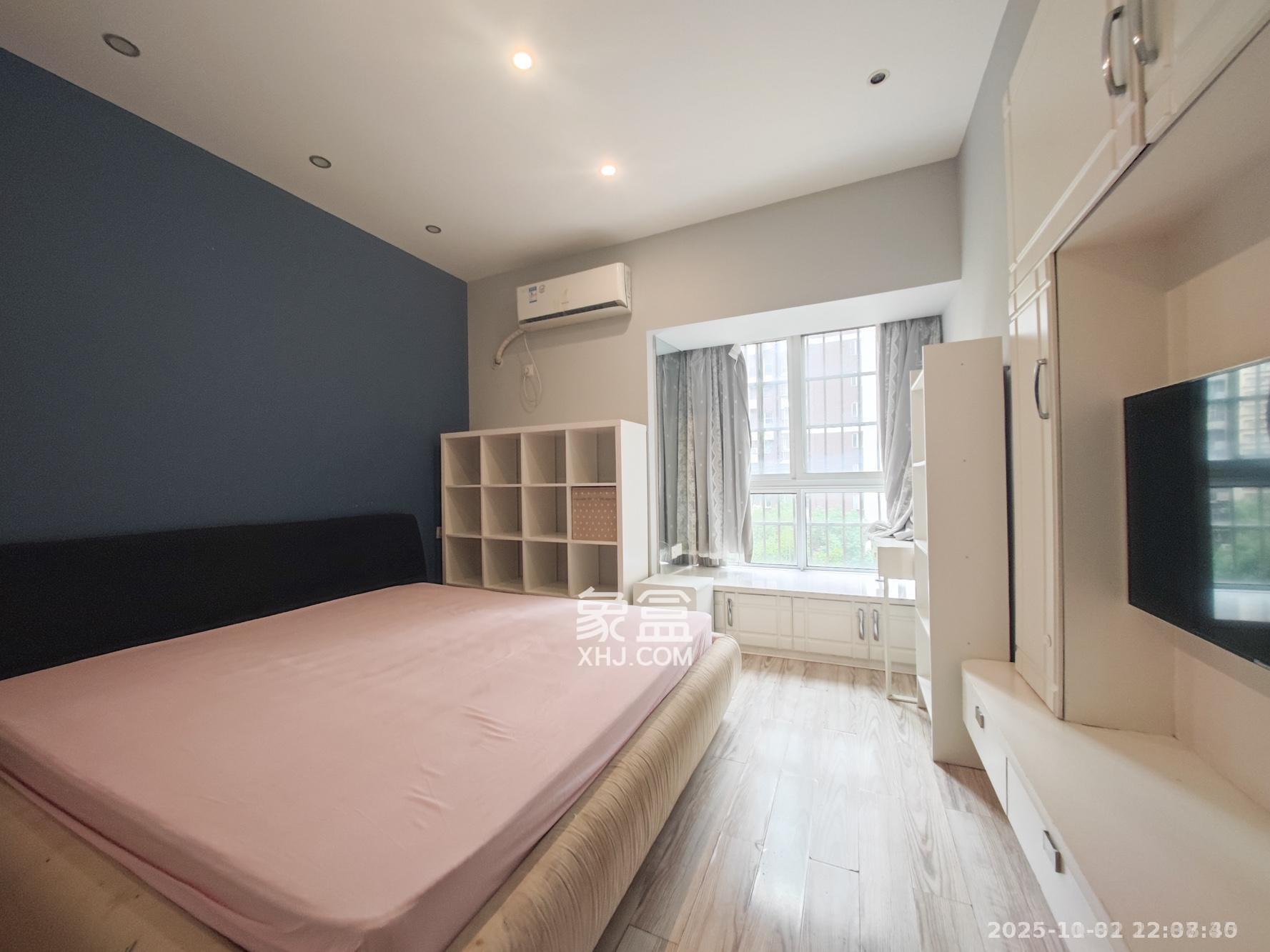 湘府十城（汇财御景湾新寓,汇财国际）  3室2厅2卫    2400.0元/月室内图