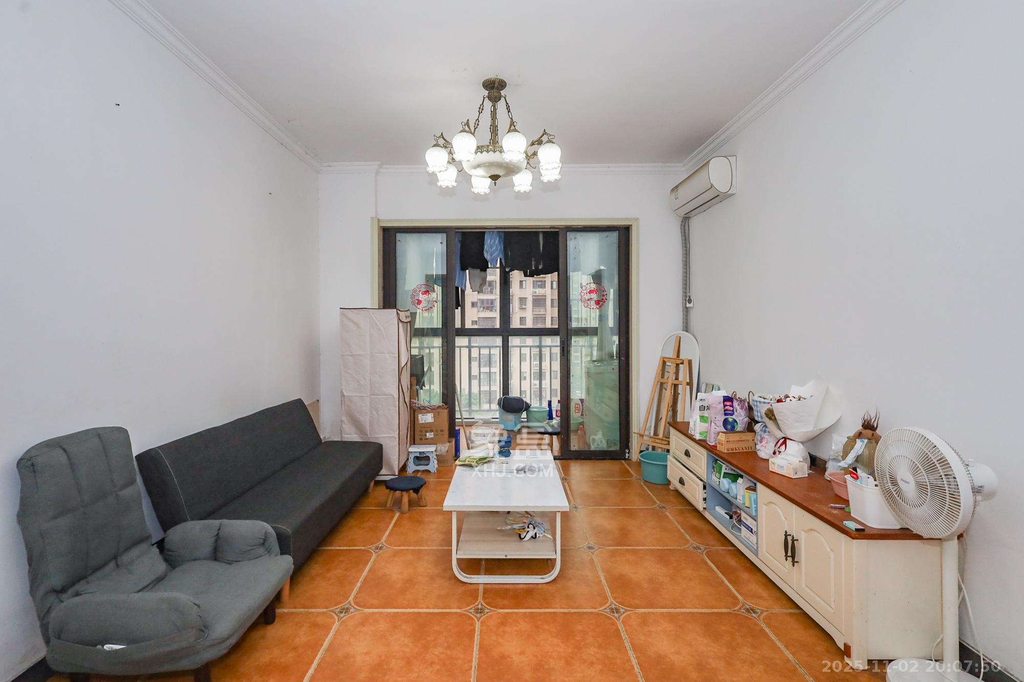 钰龙天下二期(钰龙佳园)  2室2厅1卫    185.0万 钰龙天下二期(钰龙佳园)  2室2厅1卫    185.0万客厅