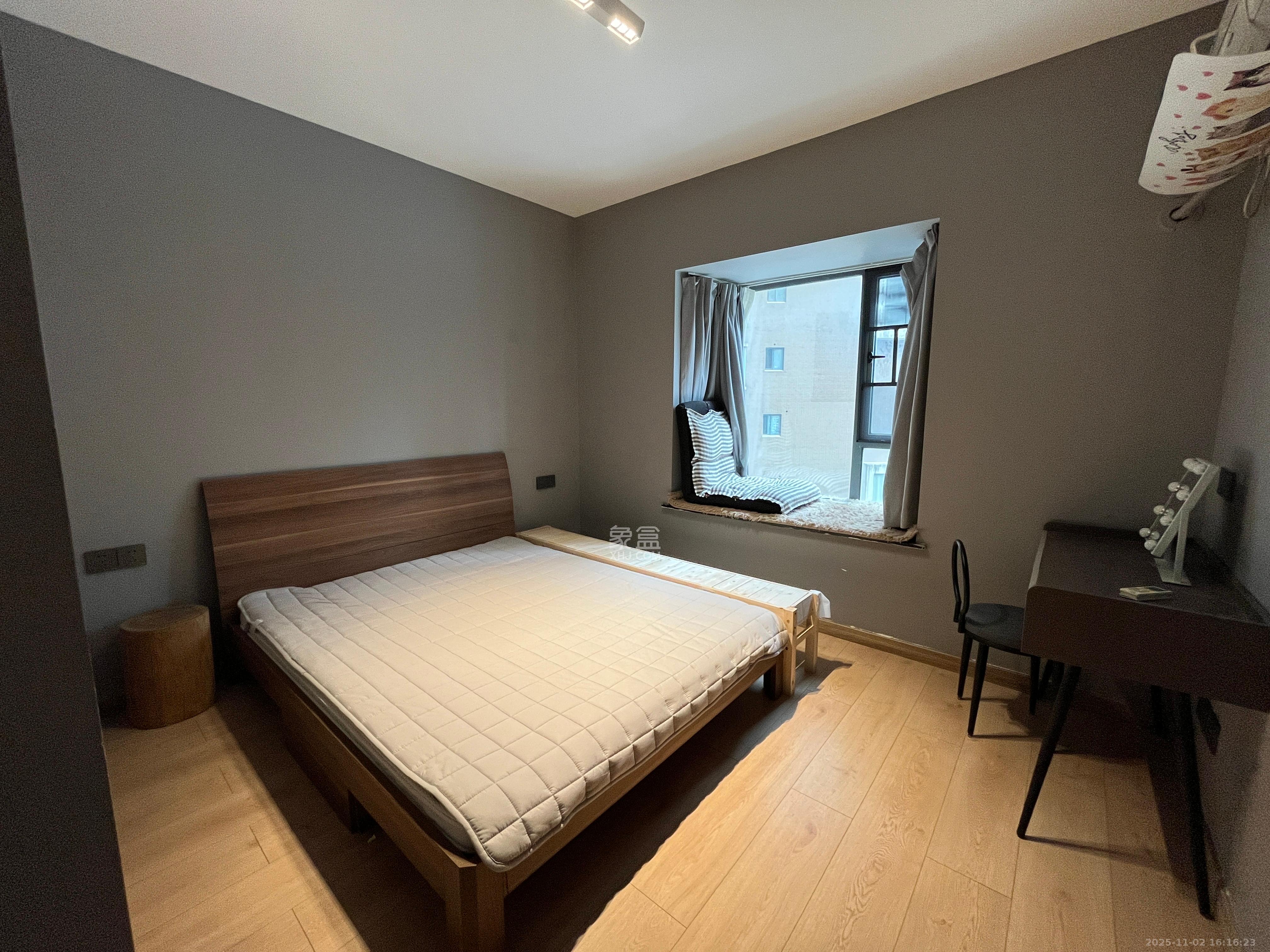 滨江君悦香邸  2室1厅1卫    3500.0元/月室内图