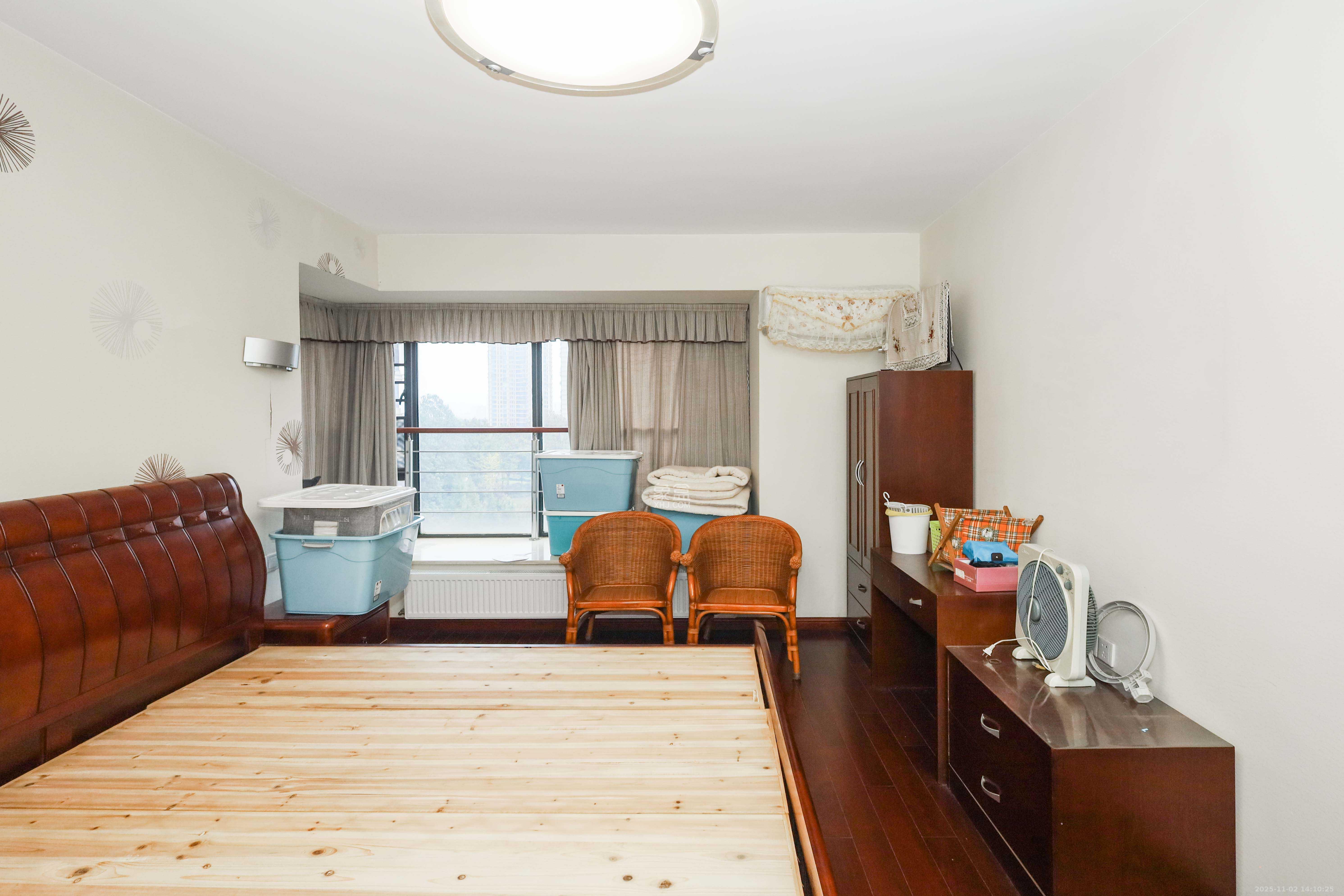 保利麓谷林语A区  4室2厅2卫    120.0万 保利麓谷林语A区  4室2厅2卫    120.0万卧室