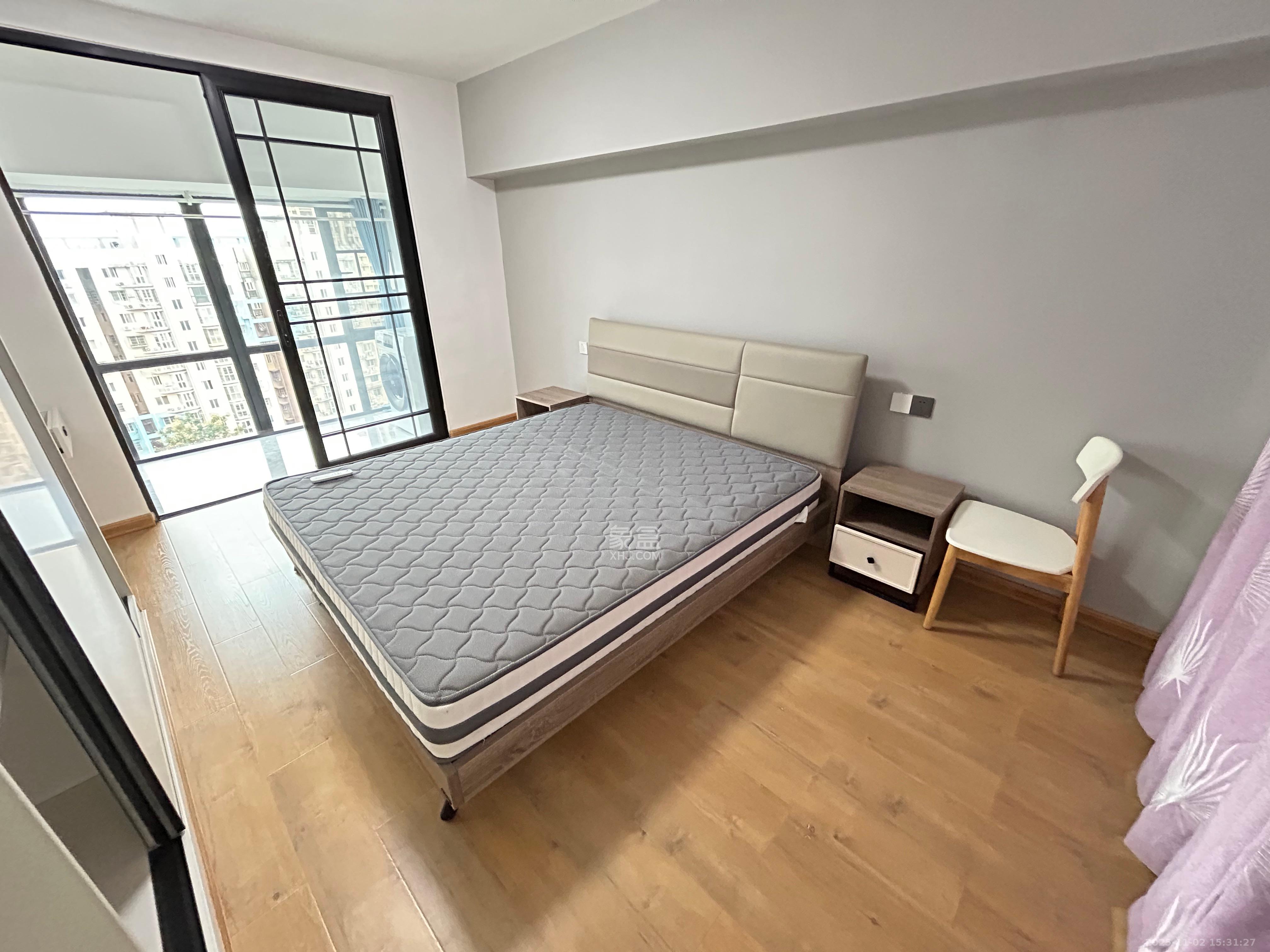 麓江春  2室2厅1卫    2550.0元/月室内图