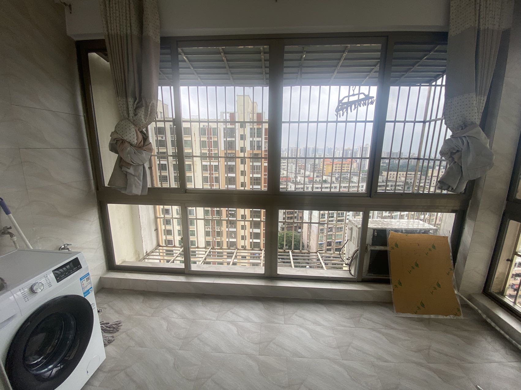 宝泰温泉花园  3室2厅1卫    2300.0元/月室内图