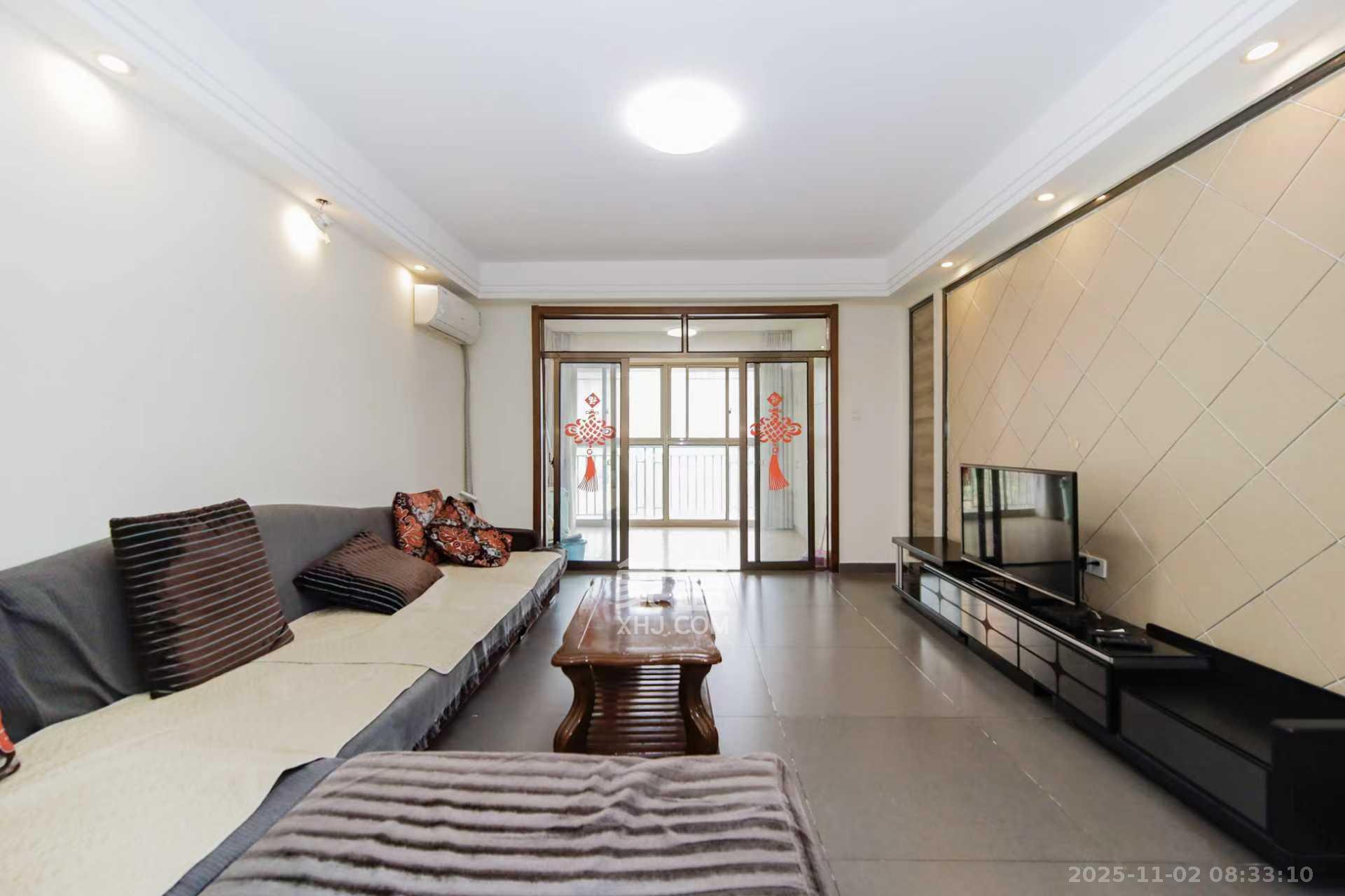 香樟鑫都  1室2厅2卫    3200.0元/月室内图