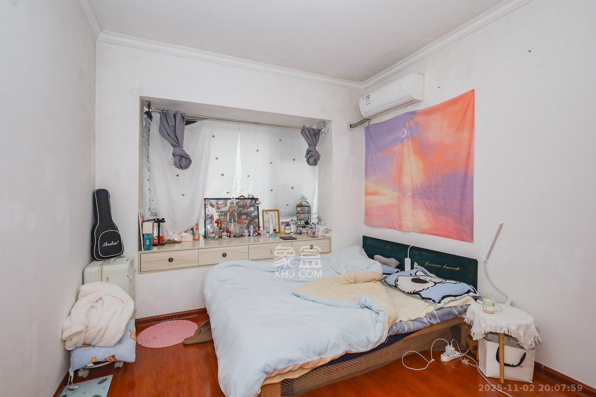 钰龙天下二期（钰龙佳园）  2室2厅1卫    185.0万卧室