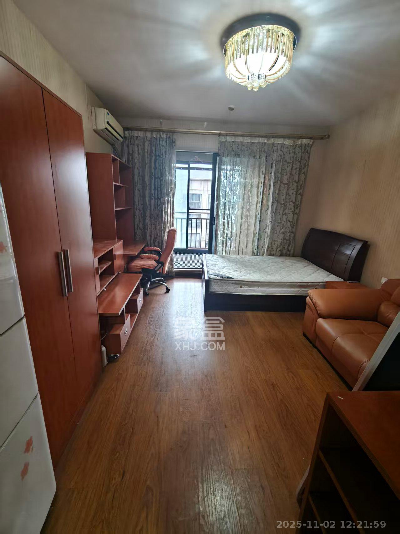 花漾年华（桂花园）  1室1厅1卫    1050.0元/月室内图