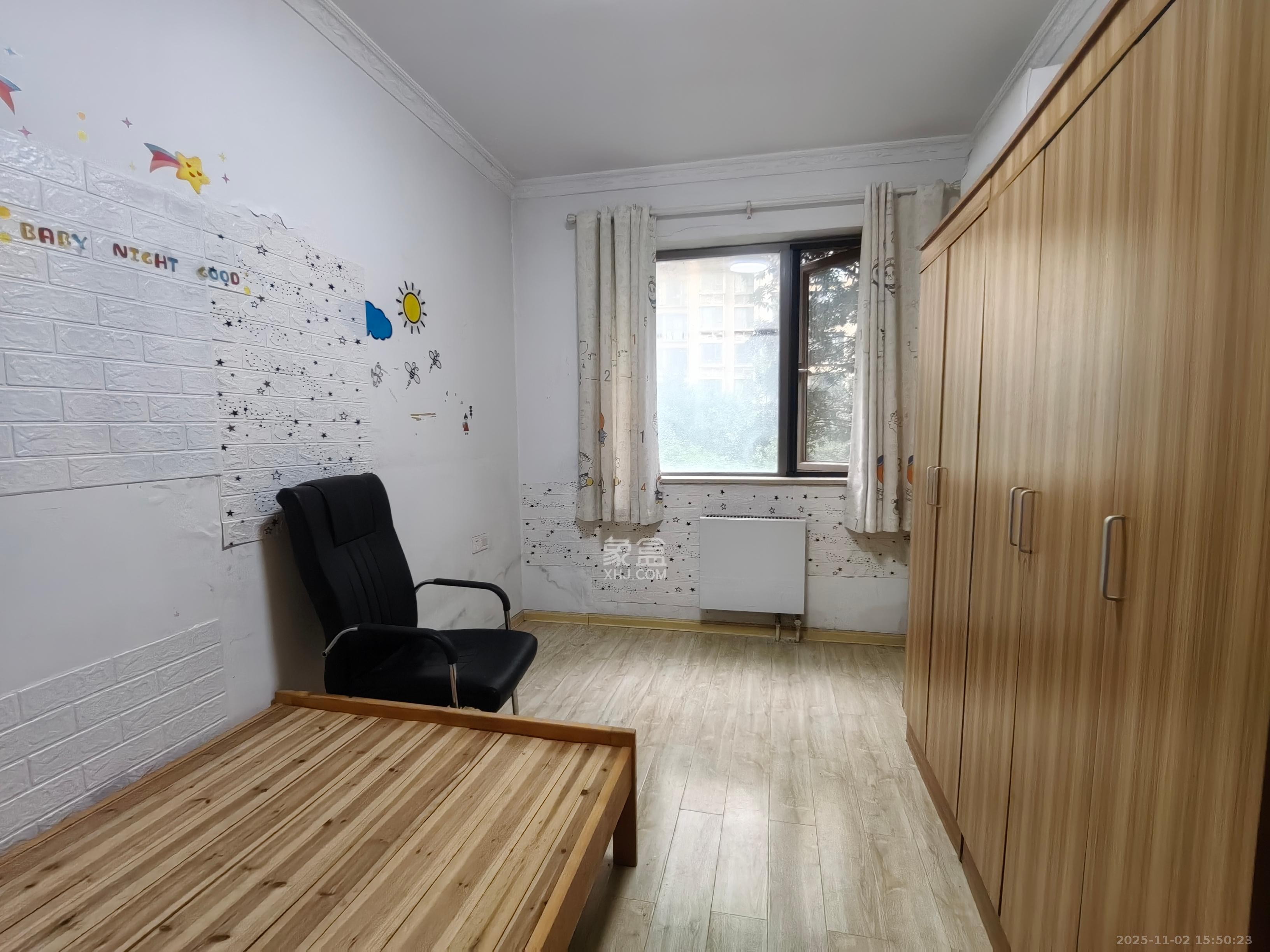 怡海星城 1室2厅1卫 1300.0元/月 怡海星城 1室2厅1卫 1300.0元/月室内图