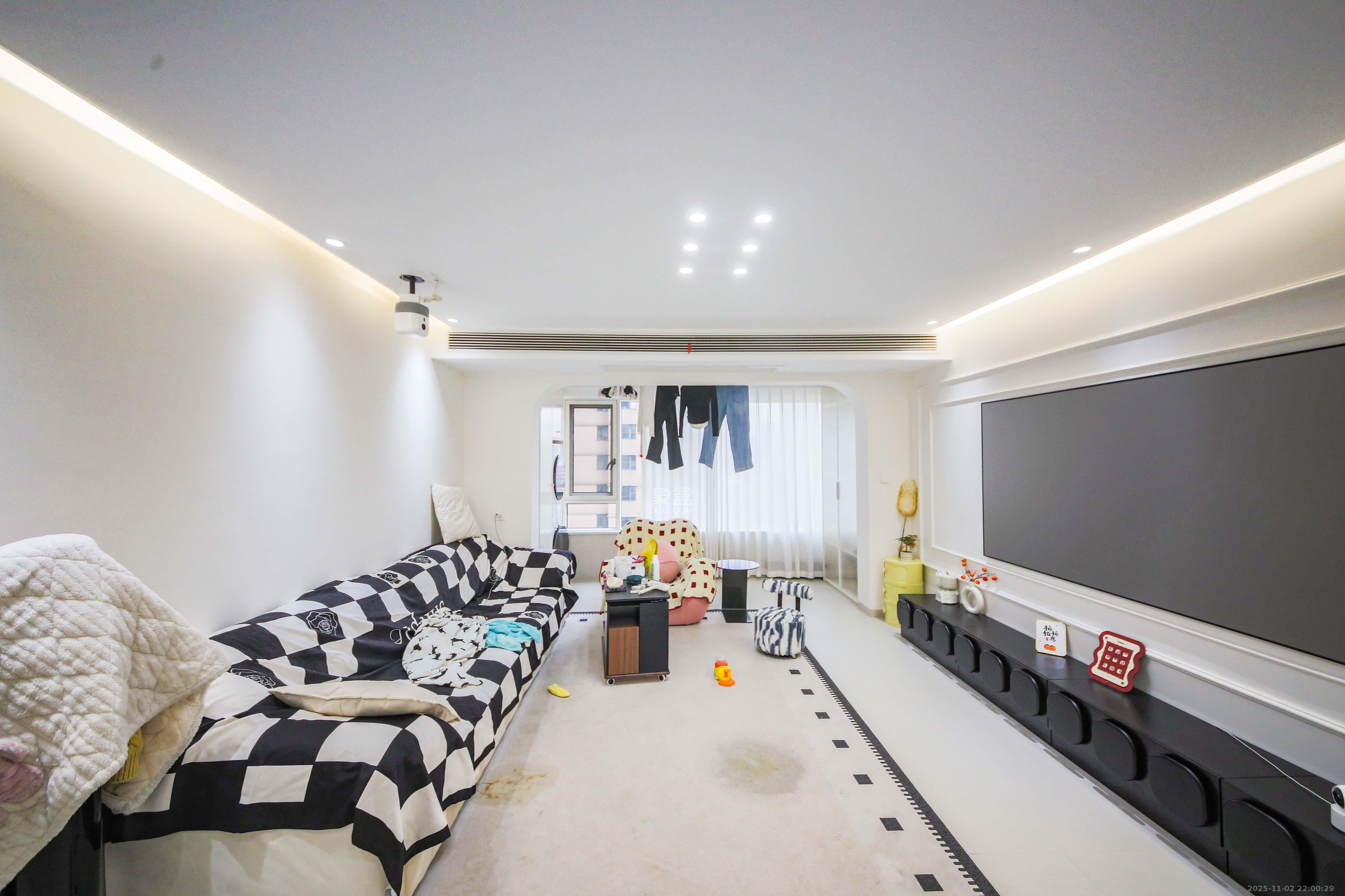 水墨林溪 3室2厅2卫 145.0万 水墨林溪 3室2厅2卫 145.0万客厅