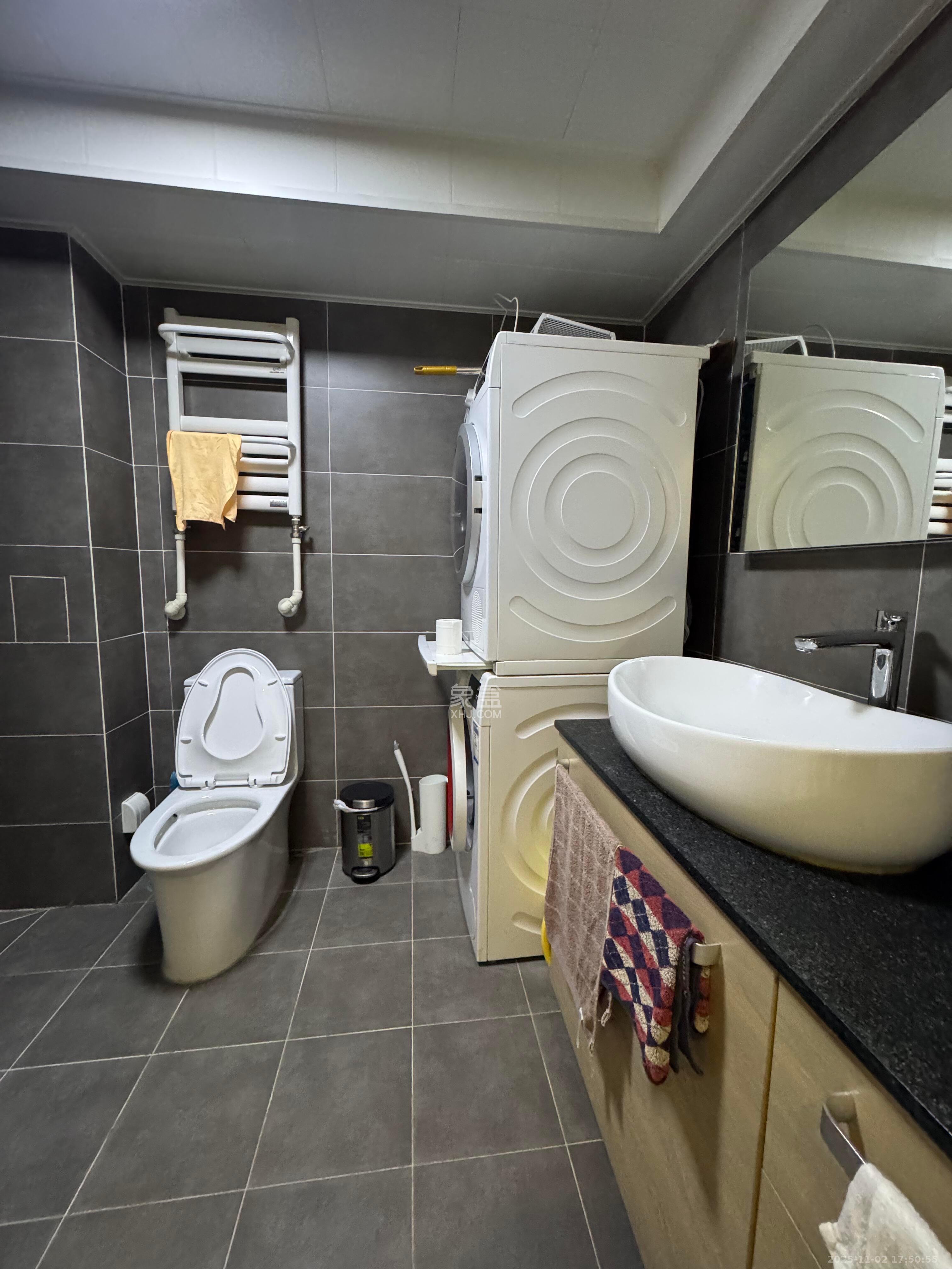 荣悦台  1室1厅1卫    2100.0元/月 荣悦台  1室1厅1卫    2100.0元/月室内图