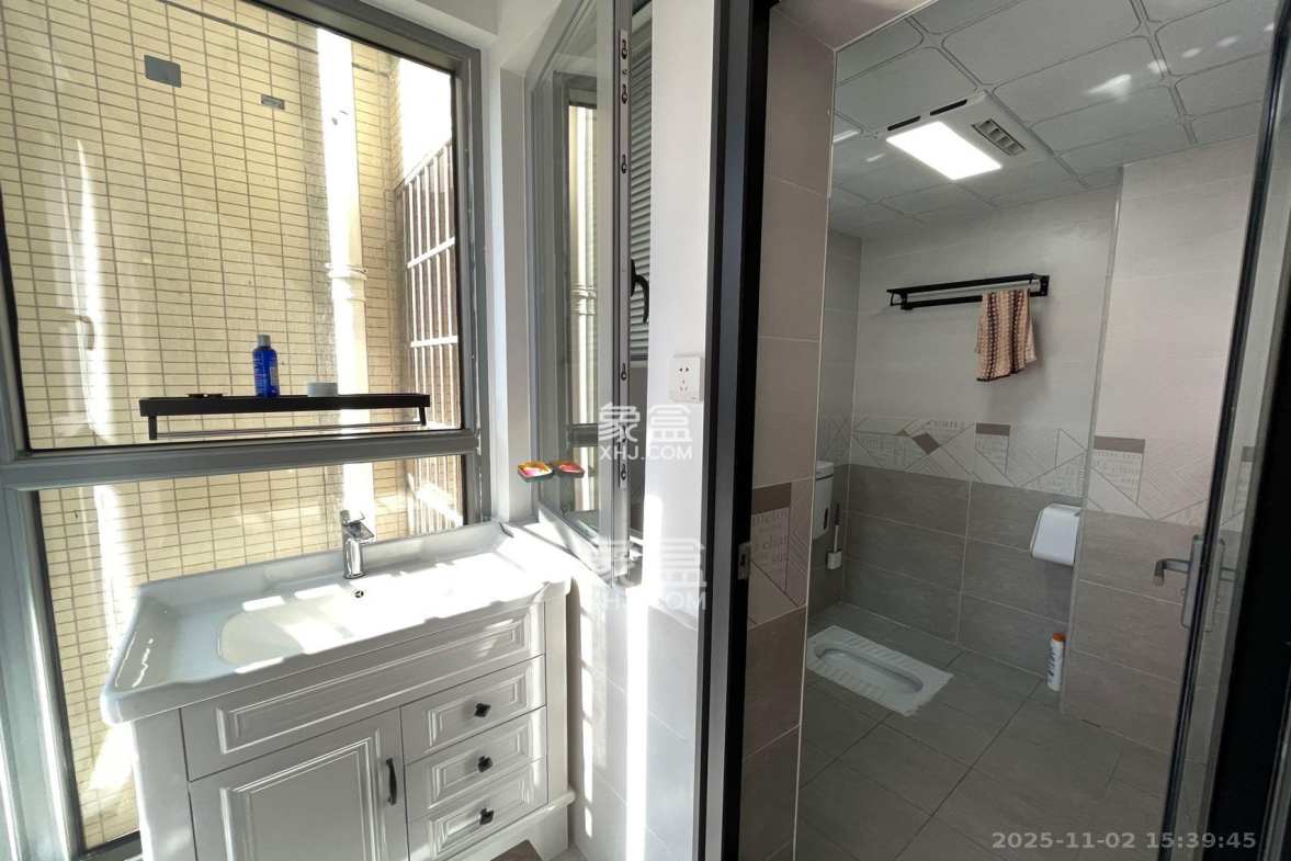 汇景豪庭 1室0厅0卫 2100.0元/月 汇景豪庭 1室0厅0卫 2100.0元/月室内图