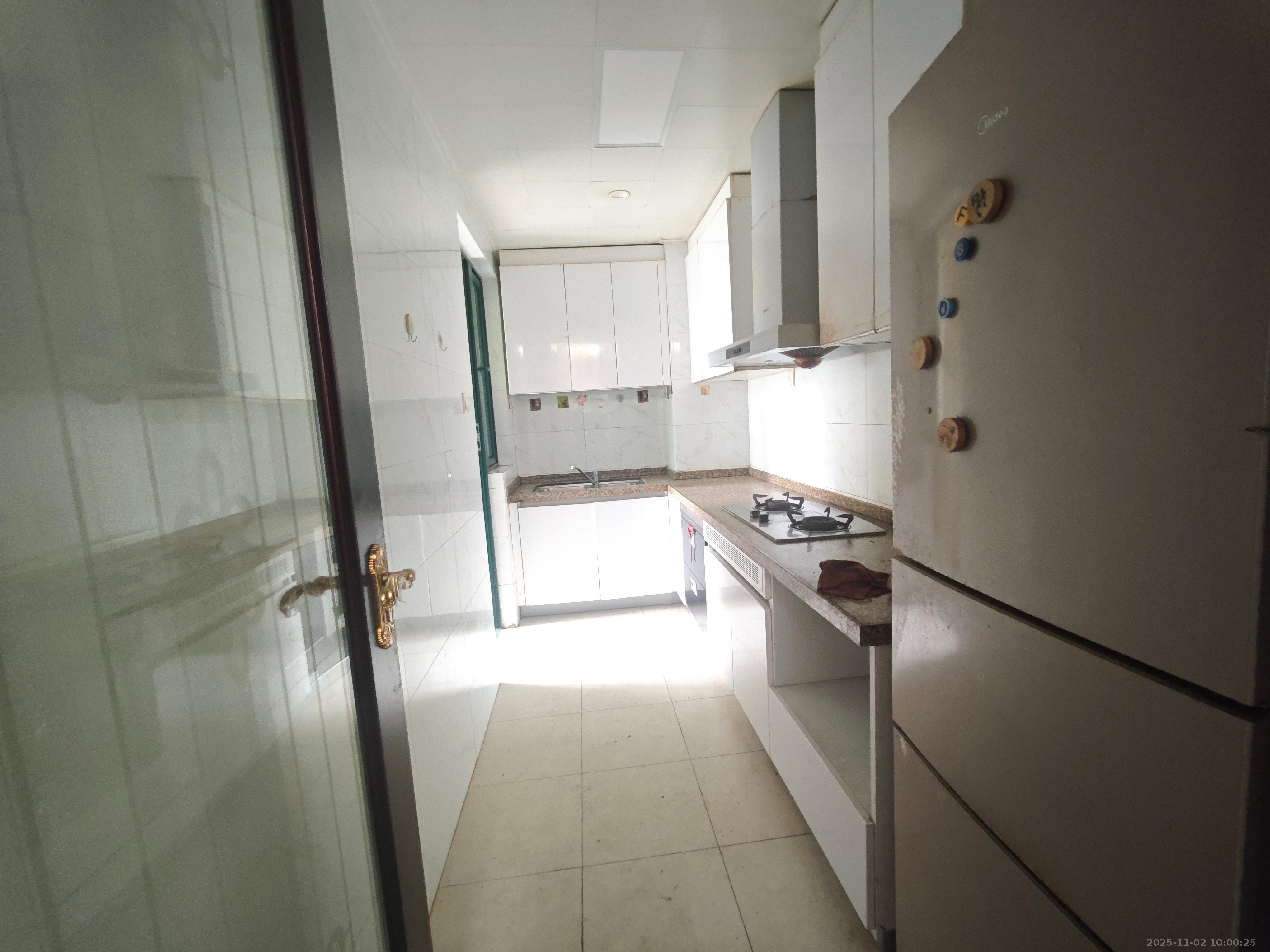 恒大翡翠华庭  3室2厅1卫    2200.0元/月室内图