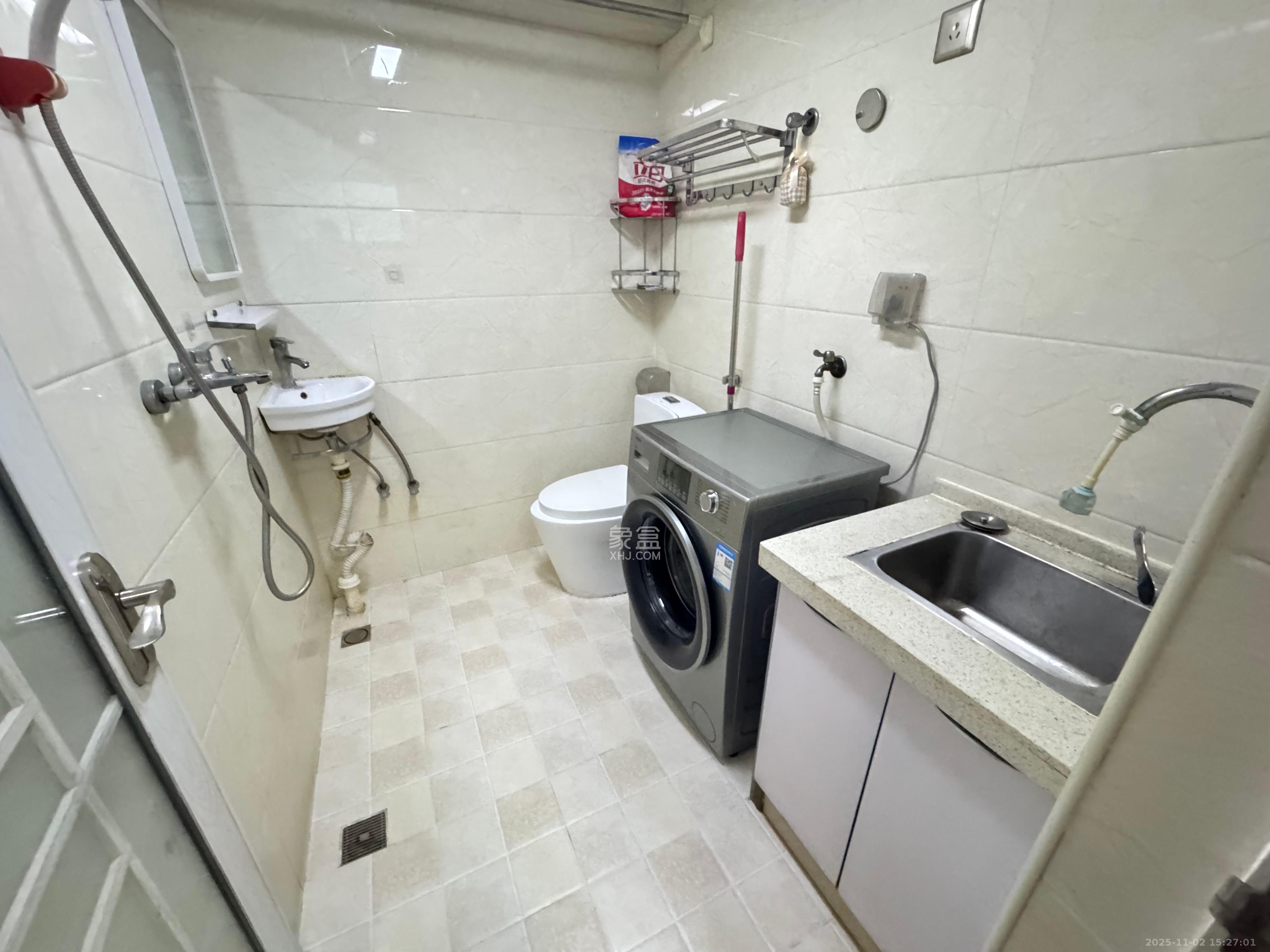 大财门公寓  1室1厅1卫    1000.0元/月室内图