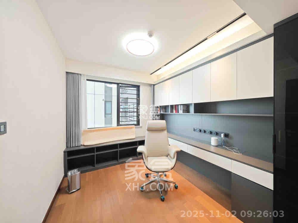 万科魅力之城  4室2厅2卫    12000.0元/月室内图