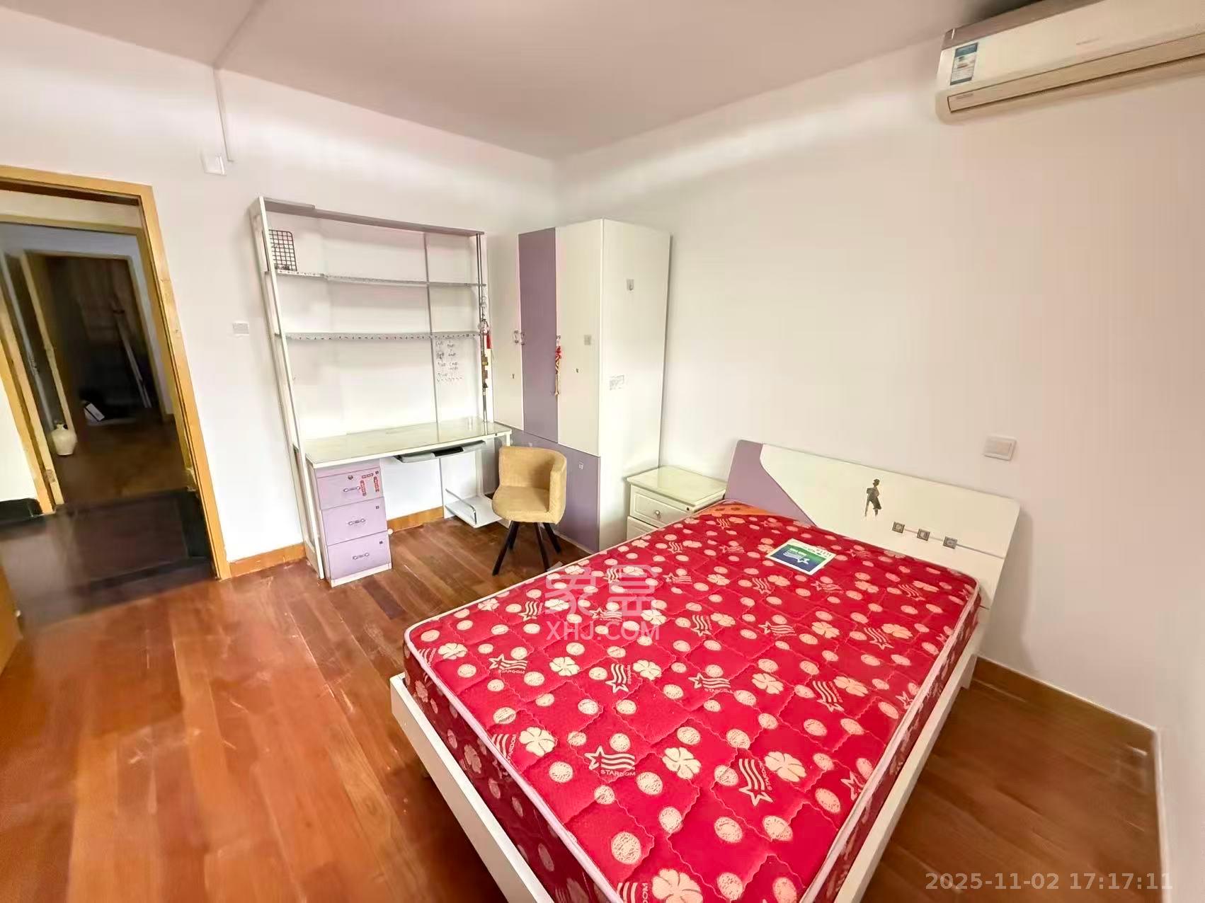 学宫街散盘 3室2厅2卫 2600.0元/月 学宫街散盘 3室2厅2卫 2600.0元/月室内图