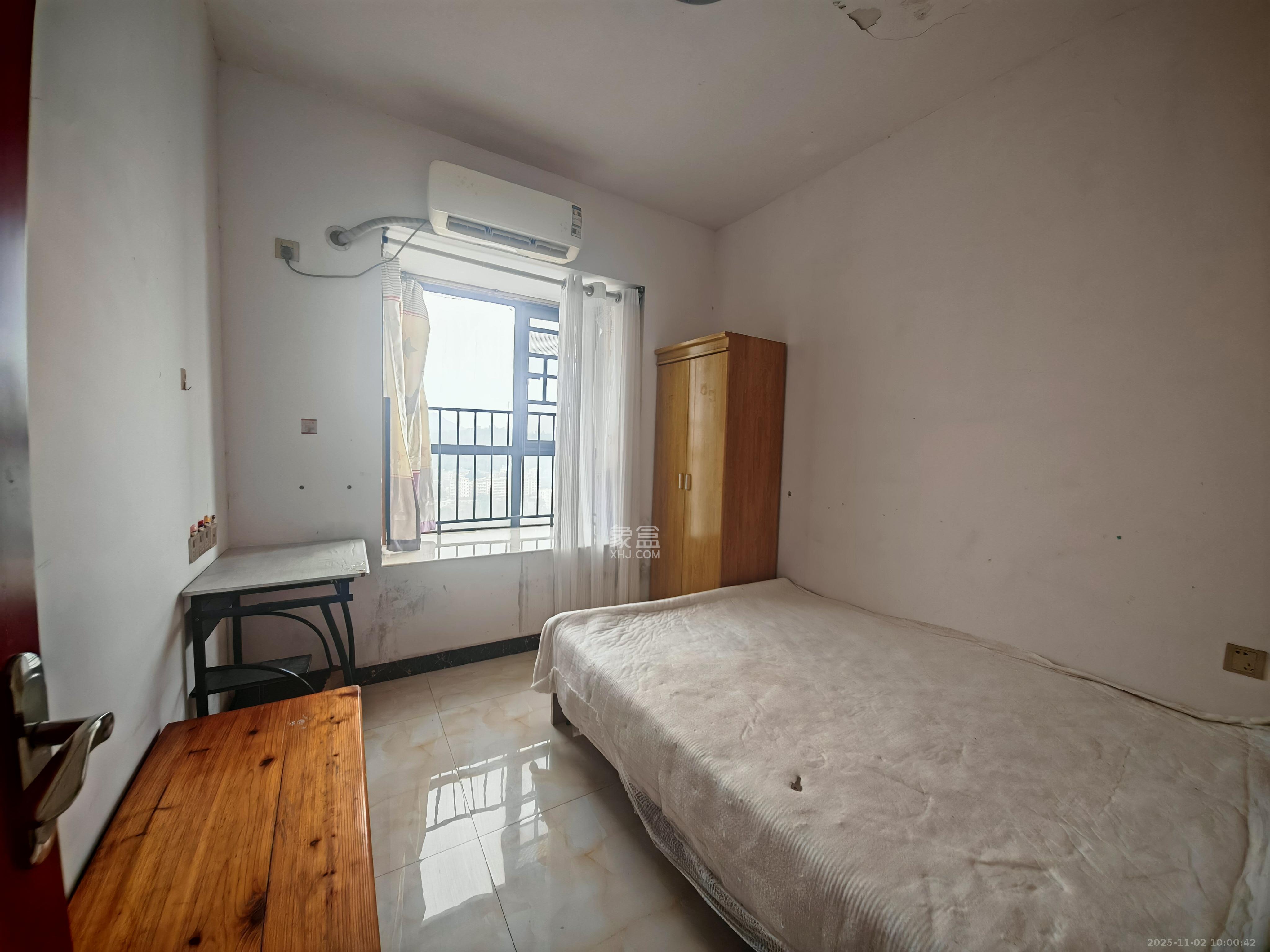 莱茵城  3室2厅2卫    1900.0元/月 莱茵城  3室2厅2卫    1900.0元/月室内图