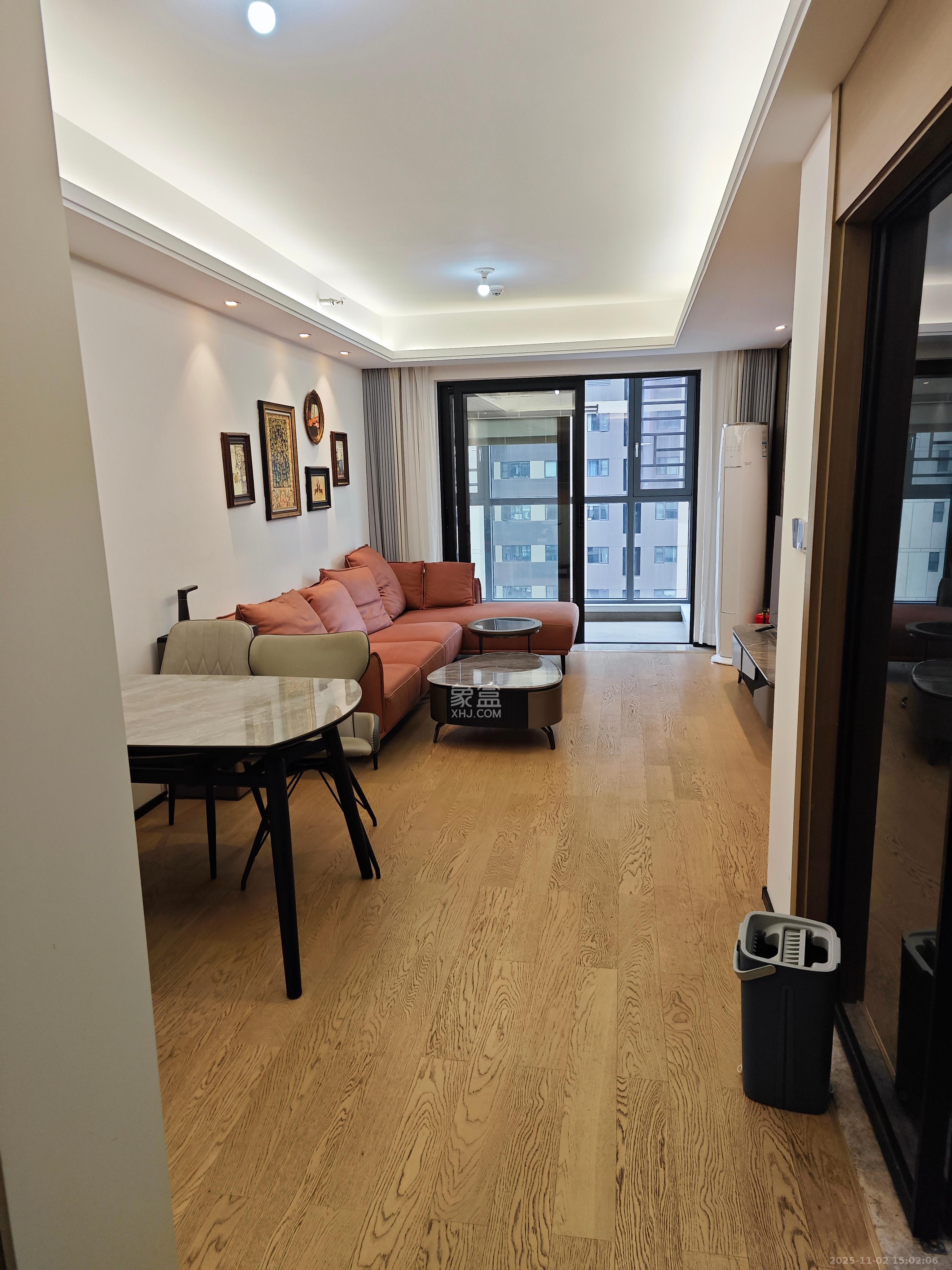 万科里金域国际 3室2厅2卫 4300.0元/月 万科里金域国际 3室2厅2卫 4300.0元/月室内图