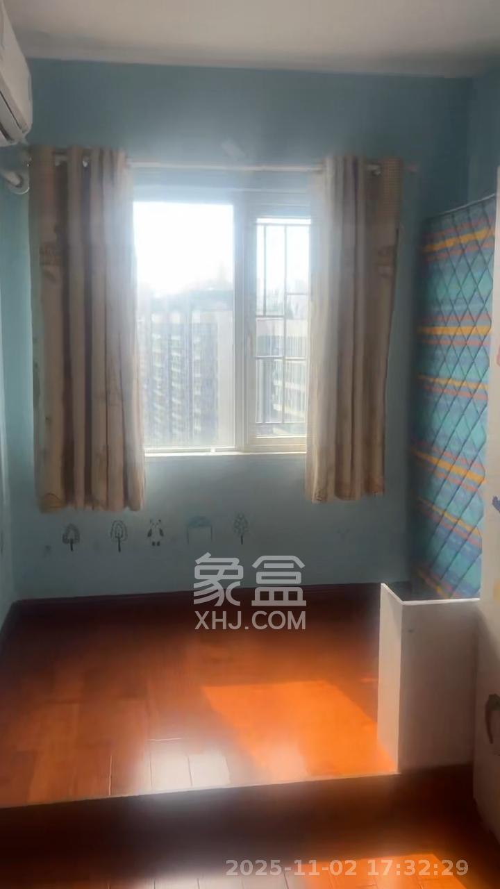 通华天都  2室2厅1卫    2500.0元/月 通华天都  2室2厅1卫    2500.0元/月室内图