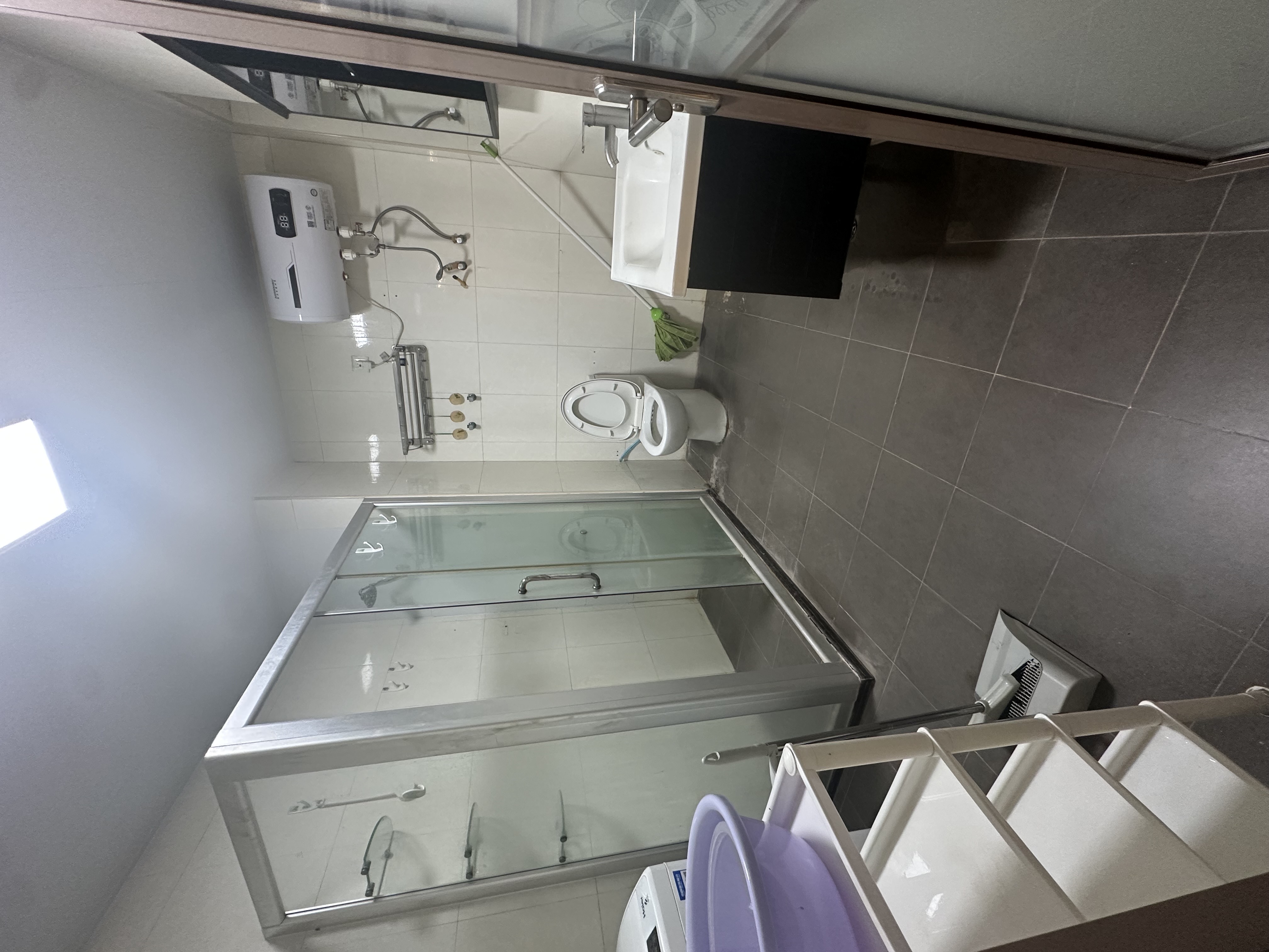 王府小区  2室2厅1卫    2600.0元/月室内图