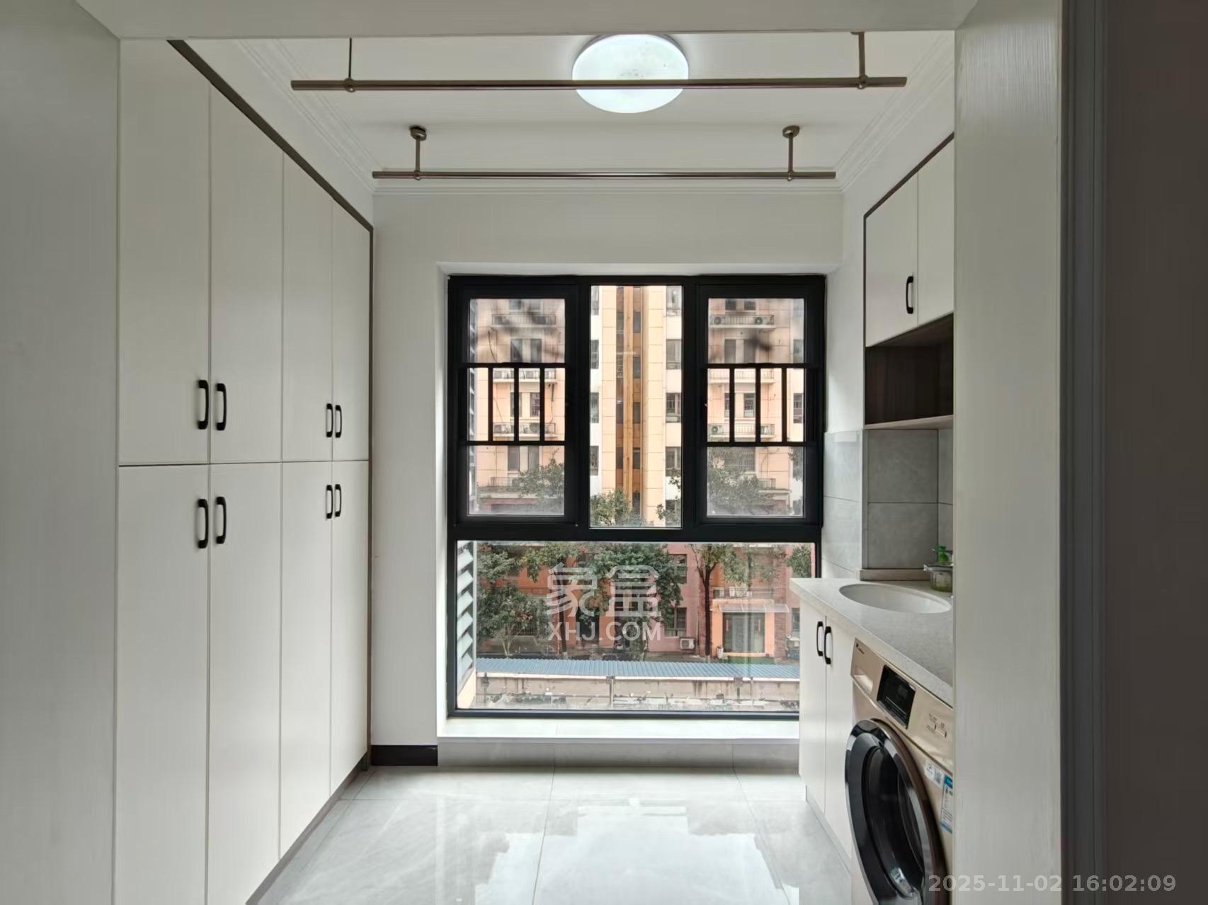 蔷薇国际  2室2厅1卫    1400.0元/月室内图