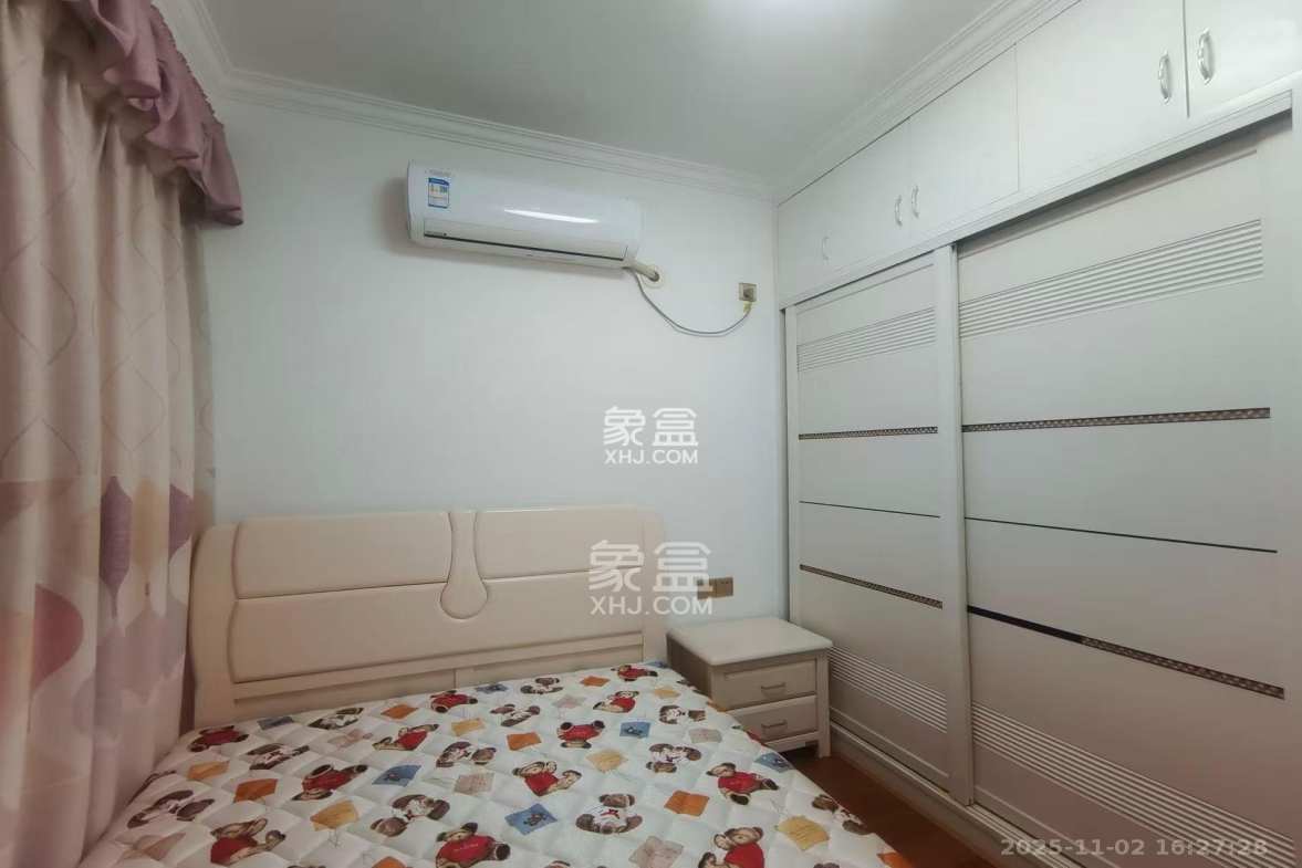 潇湘名城(新里程潇湘名城) 4室2厅1卫 3000.0元/月 潇湘名城(新里程潇湘名城) 4室2厅1卫 3000.0元/月室内图