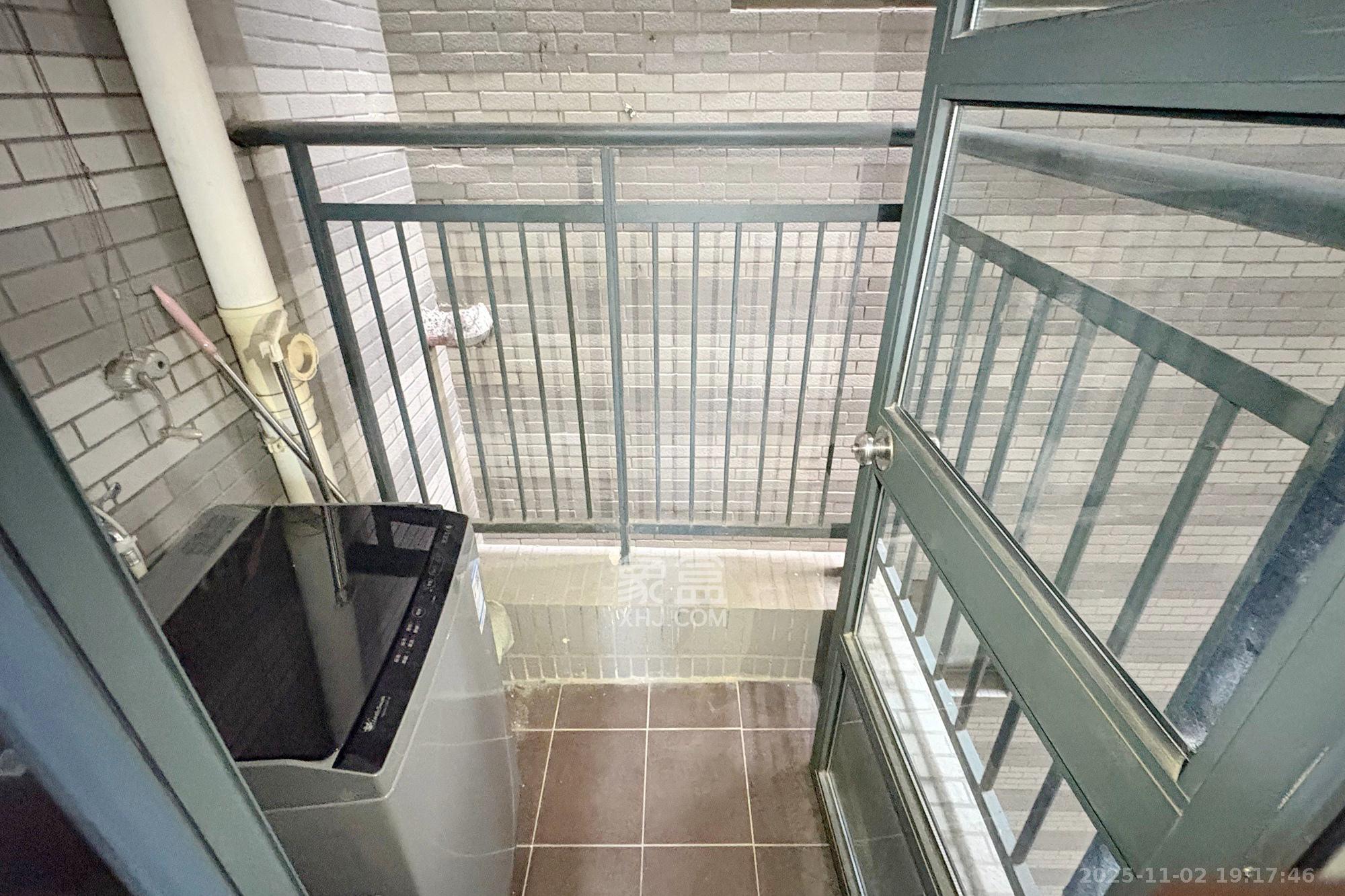 中天广场  1室1厅1卫    52.6万厨房