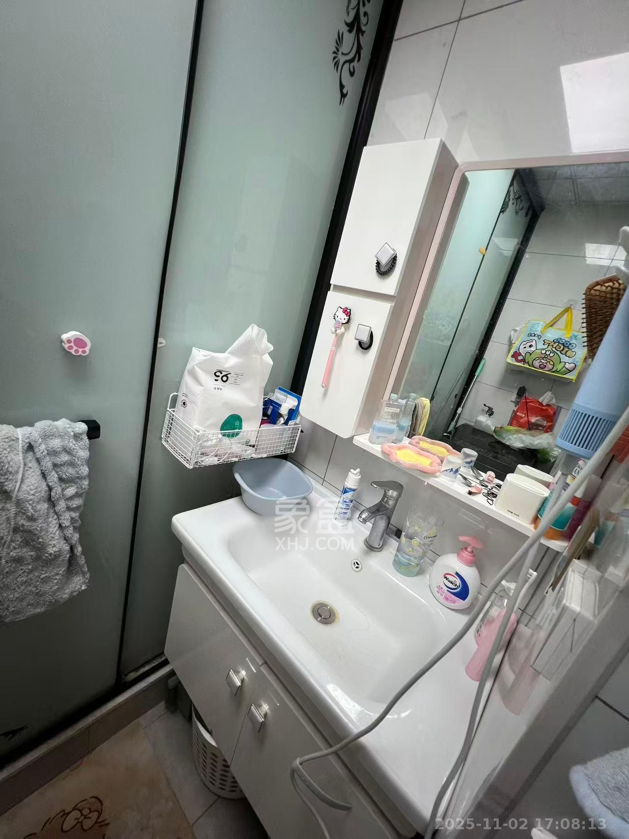 生活艺术城  1室1厅1卫    1400.0元/月室内图