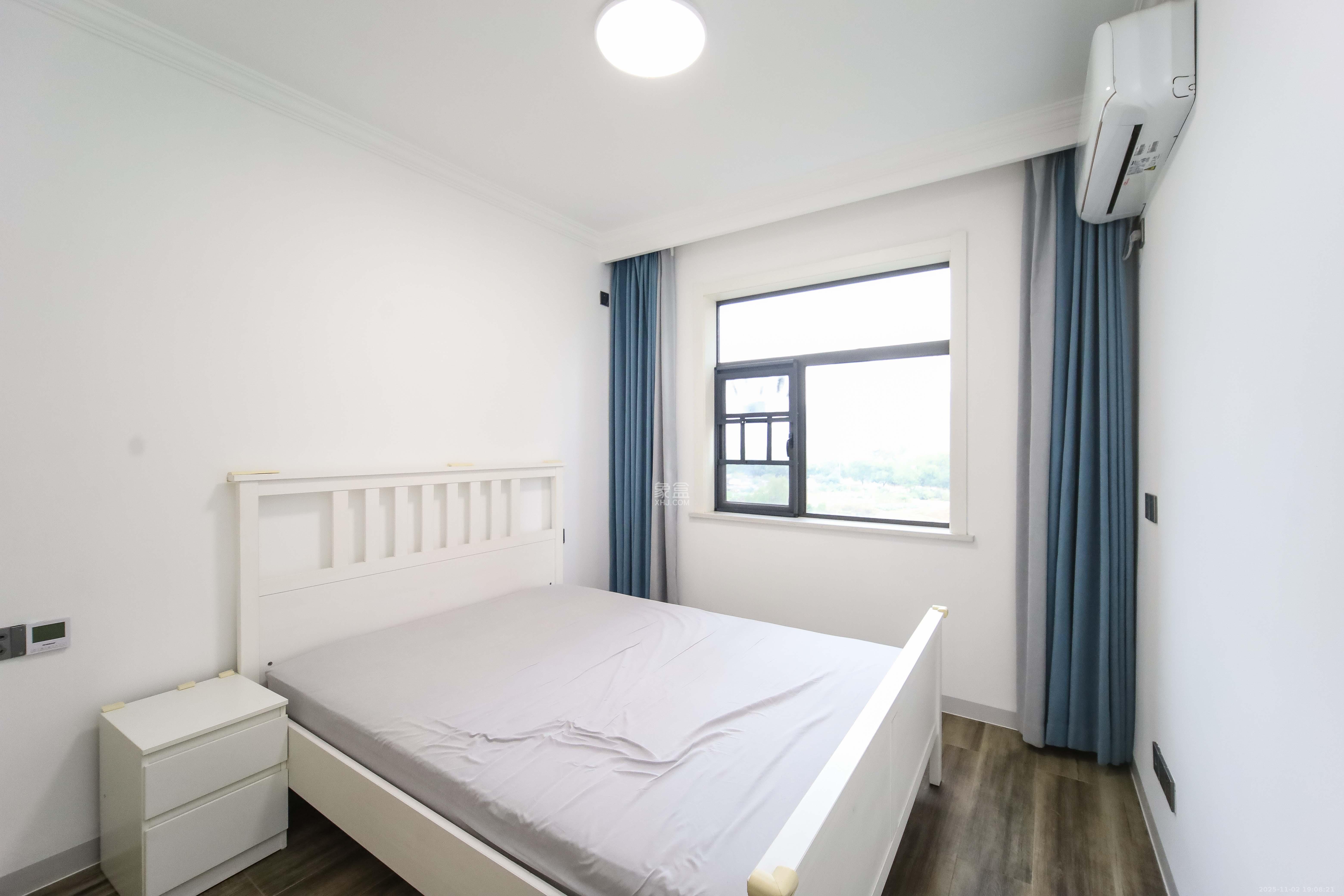 嘉雨兴园  3室2厅2卫    115.0万卧室