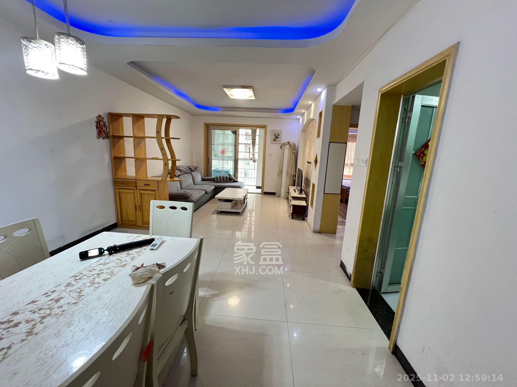 中房F联邦  2室2厅1卫    1900.0元/月