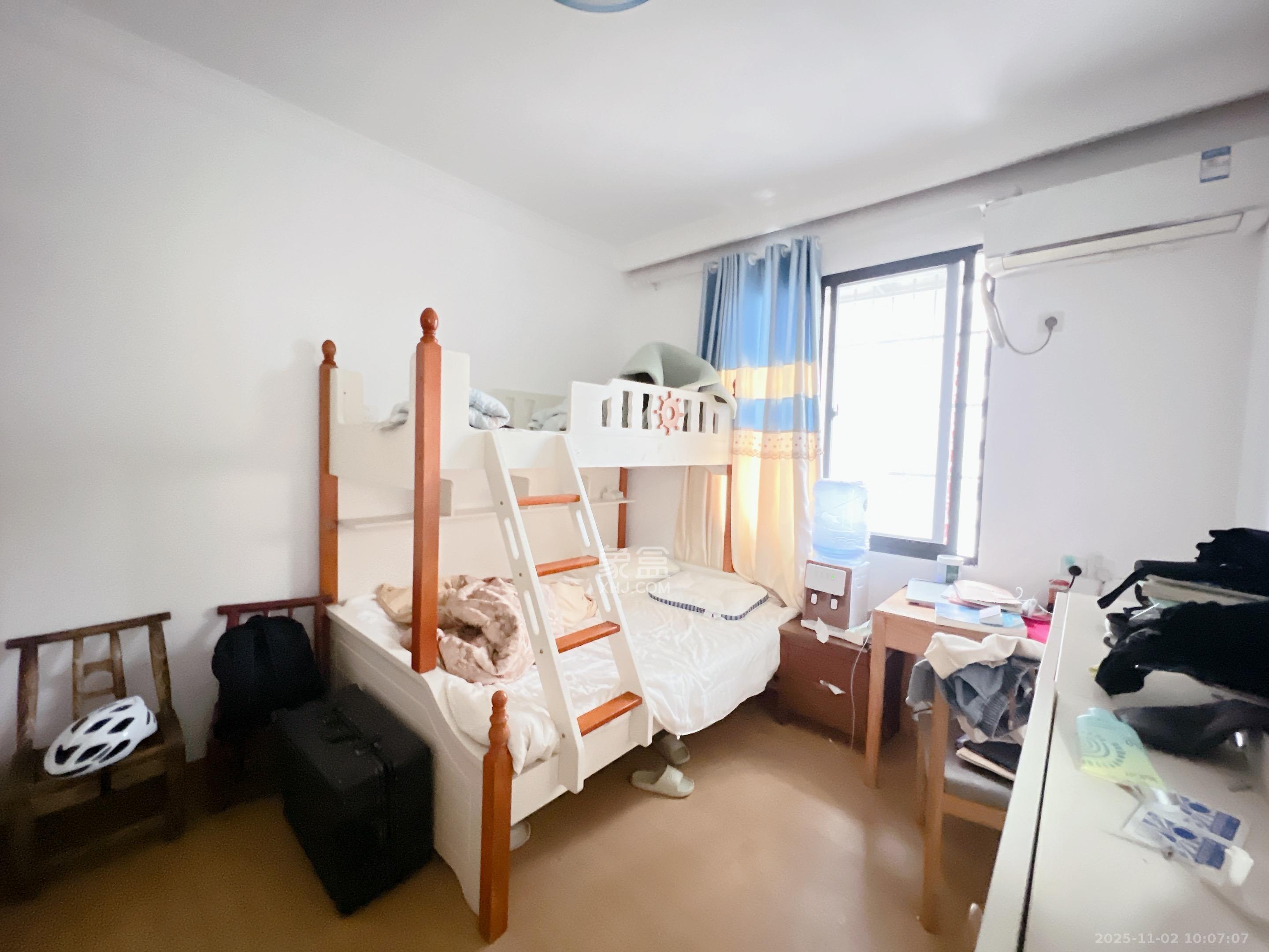 省体委冠军楼 2室1厅1卫 2400.0元/月 省体委冠军楼 2室1厅1卫 2400.0元/月室内图