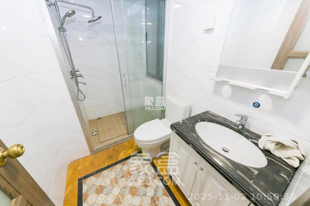 夏威夷碧水春城（碧桂园城市花园）  4室2厅2卫    3000.0元/月室内图