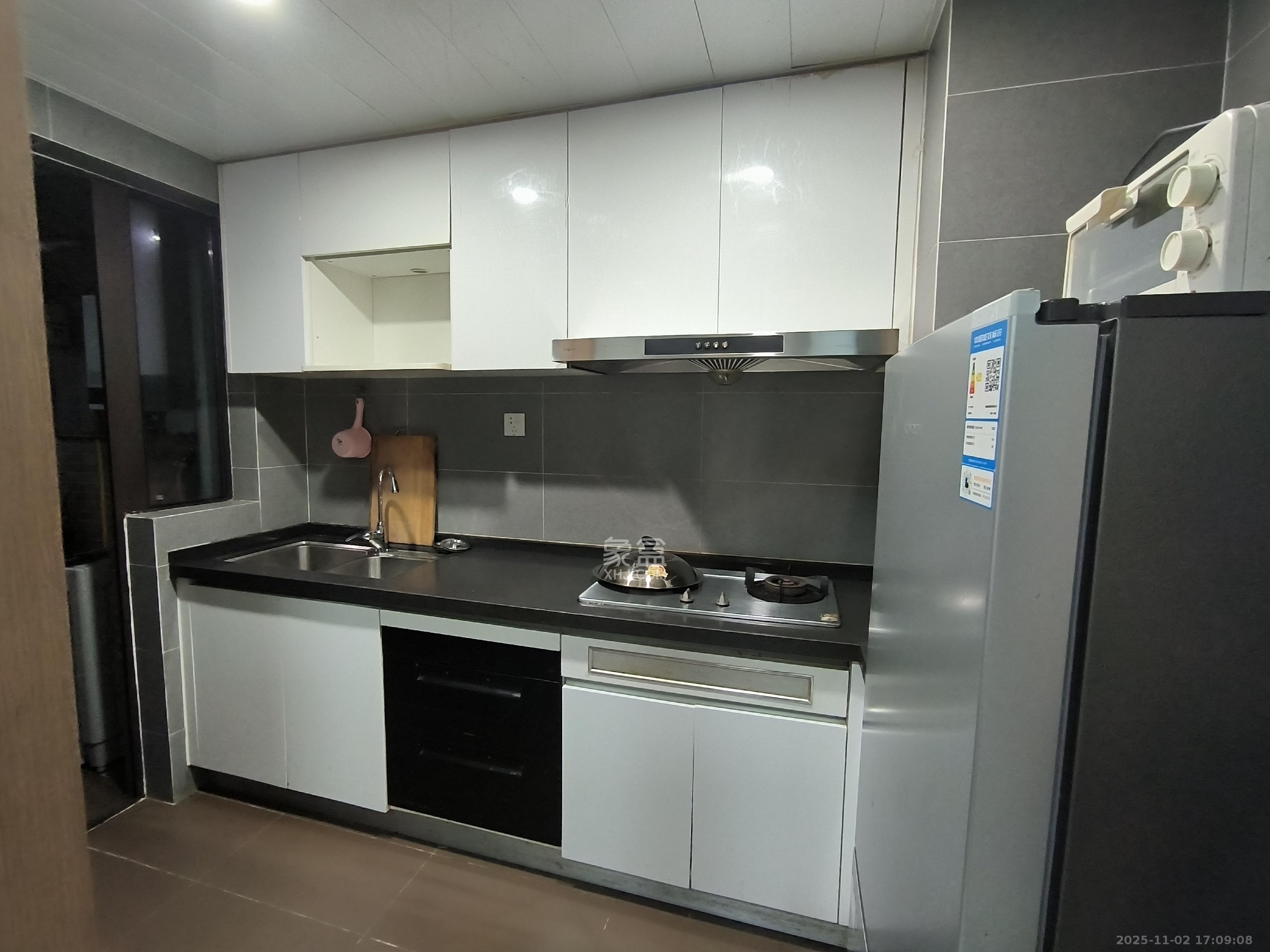 时代倾城二期 2室2厅1卫 1800.0元/月 时代倾城二期 2室2厅1卫 1800.0元/月室内图