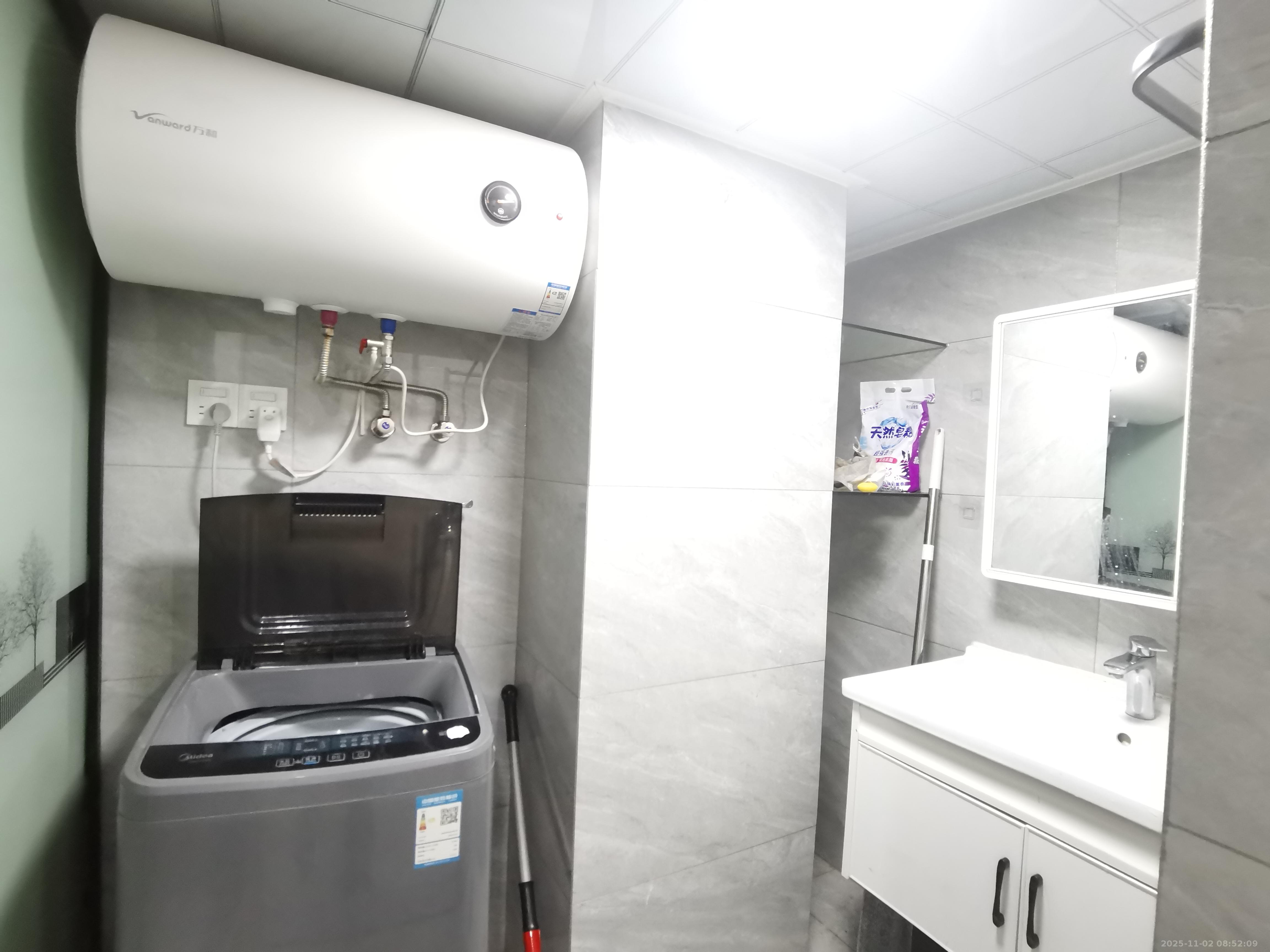 新城悦隽公园  2室1厅1卫    1700.0元/月 新城悦隽公园  2室1厅1卫    1700.0元/月室内图