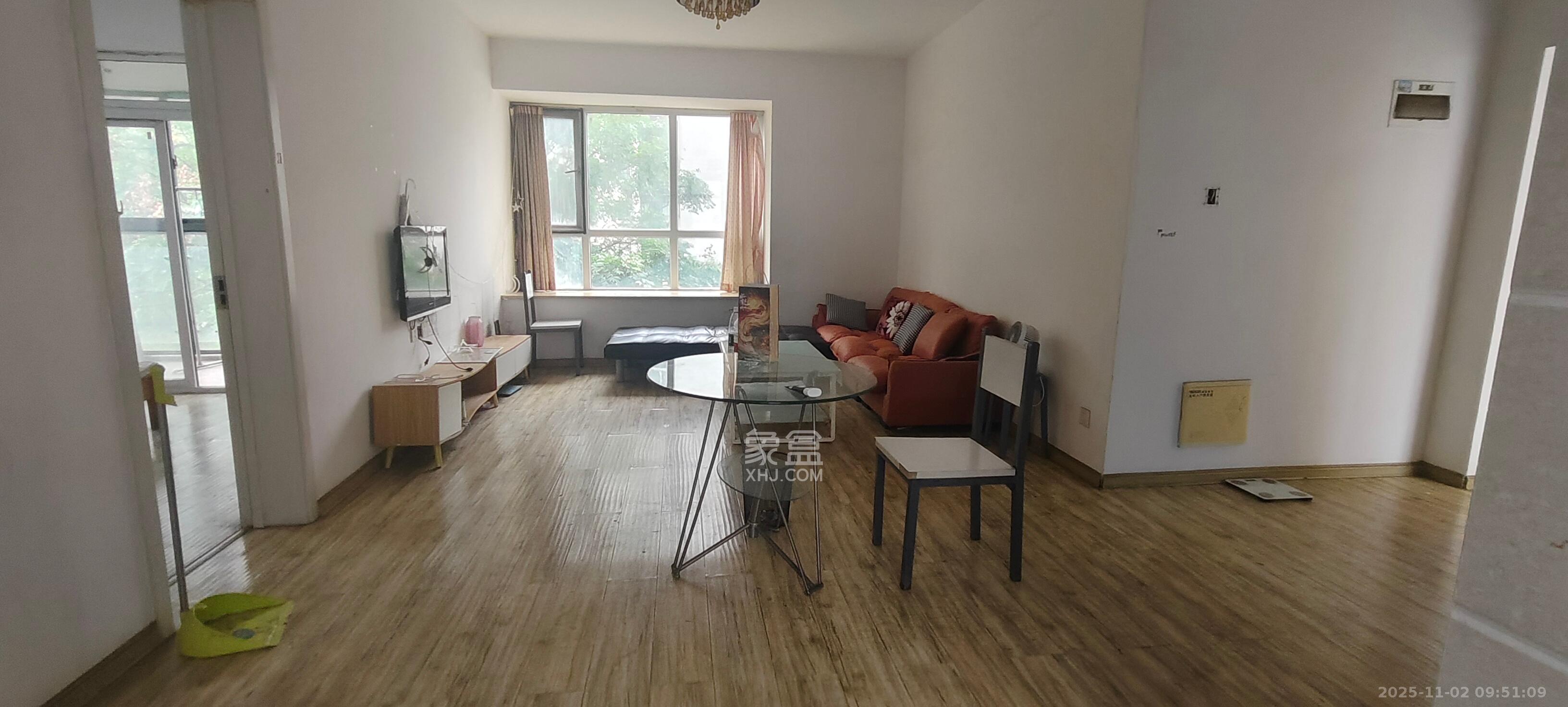 华银天际  2室2厅1卫    1500.0元/月室内图