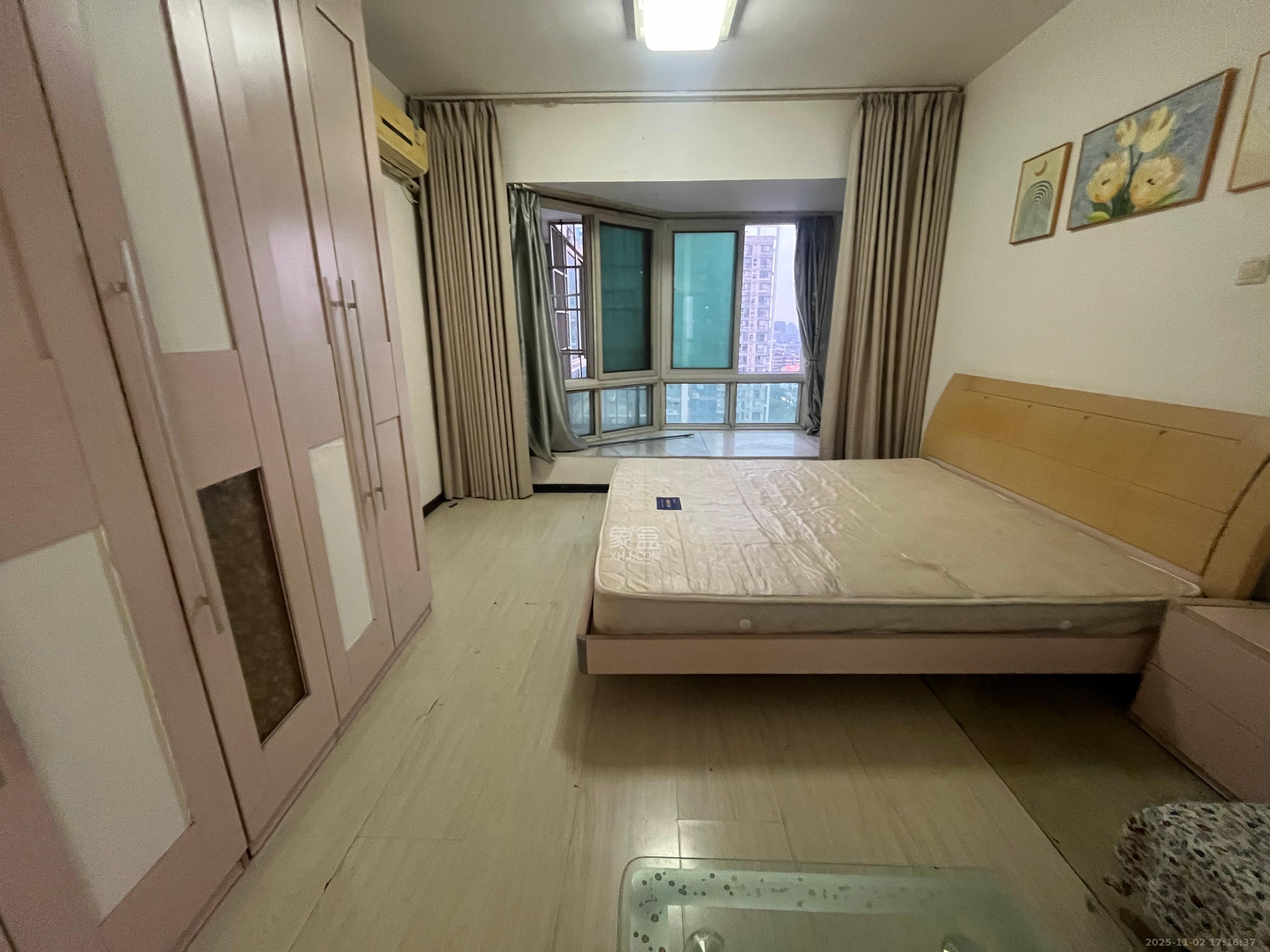 几米空间  1室1厅1卫    1100.0元/月