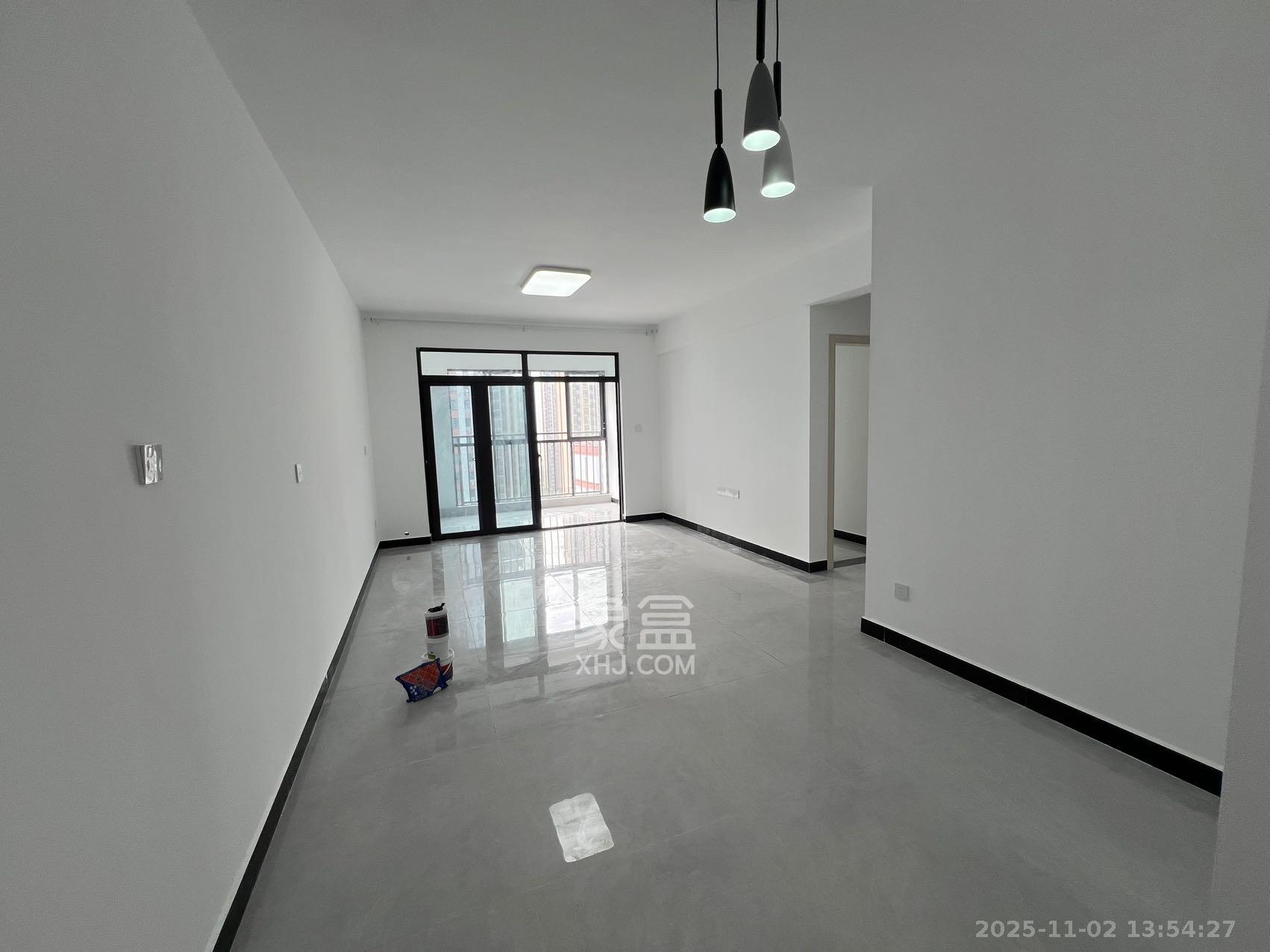 今时艺苑  3室2厅1卫    2300.0元/月