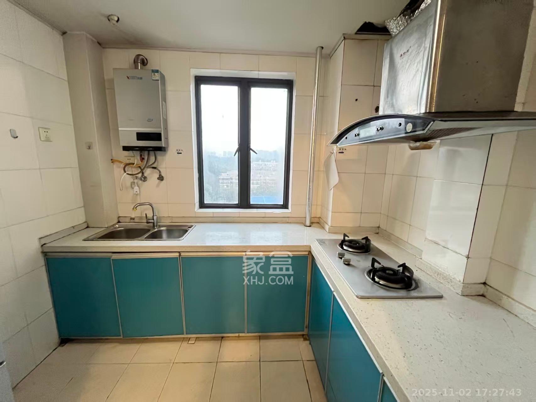 西城龙庭  3室2厅2卫    2300.0元/月室内图