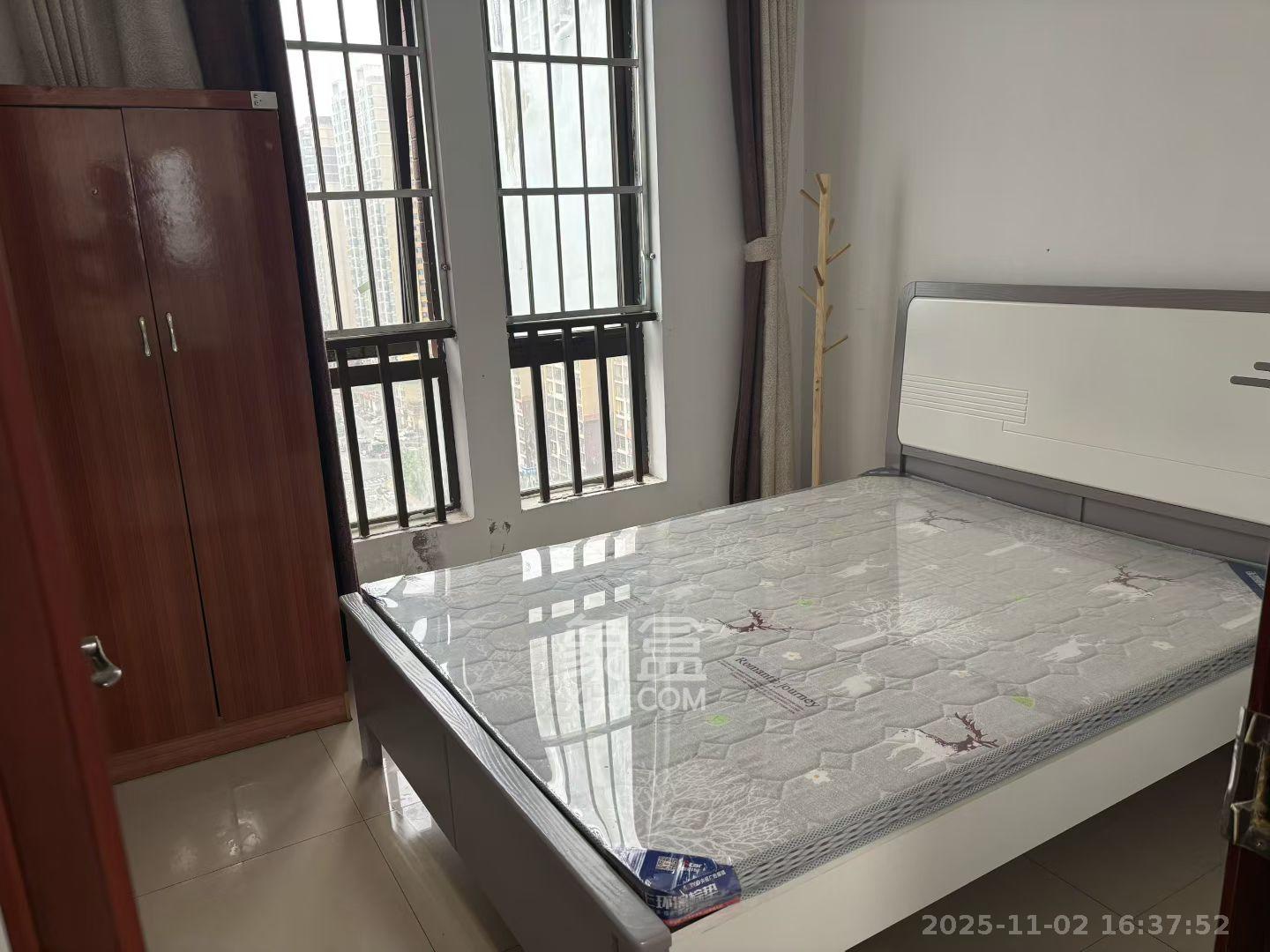 方略潇邦  3室2厅1卫    1400.0元/月室内图