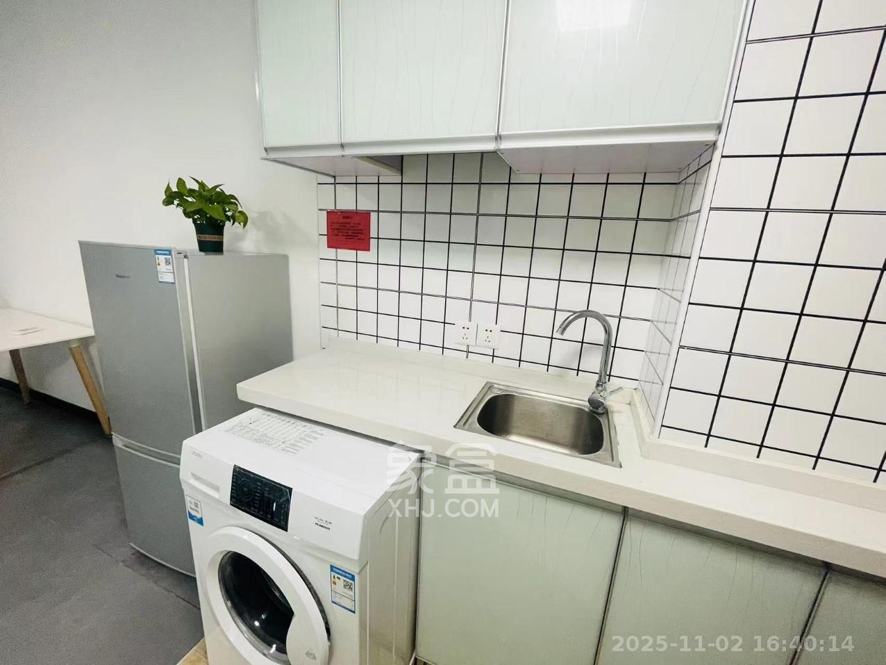 好莱城(弘德西街) 1室0厅1卫 1100.0元/月 好莱城(弘德西街) 1室0厅1卫 1100.0元/月室内图