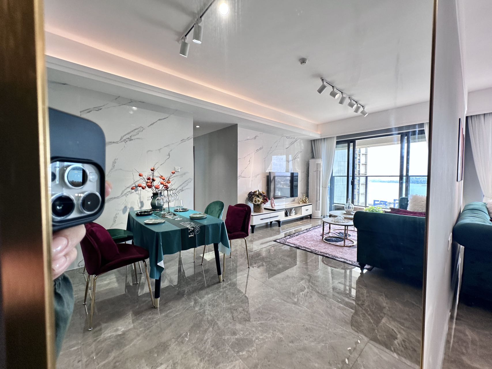 保利中央海岸四期(淳境、淳域) 3室2厅2卫 5000.0元/月 保利中央海岸四期(淳境、淳域) 3室2厅2卫 5000.0元/月室内图