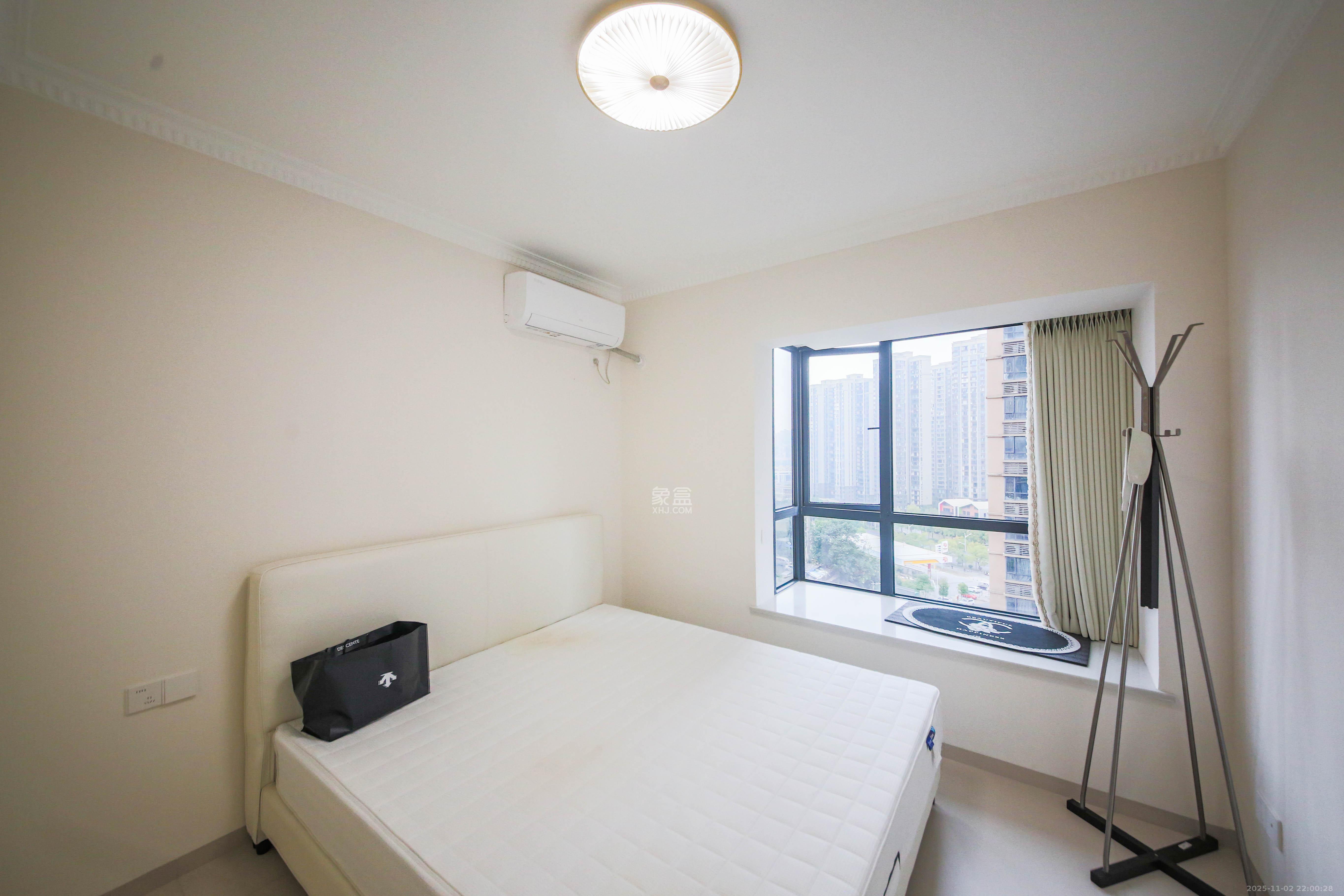 水墨林溪  3室2厅2卫    145.0万卧室