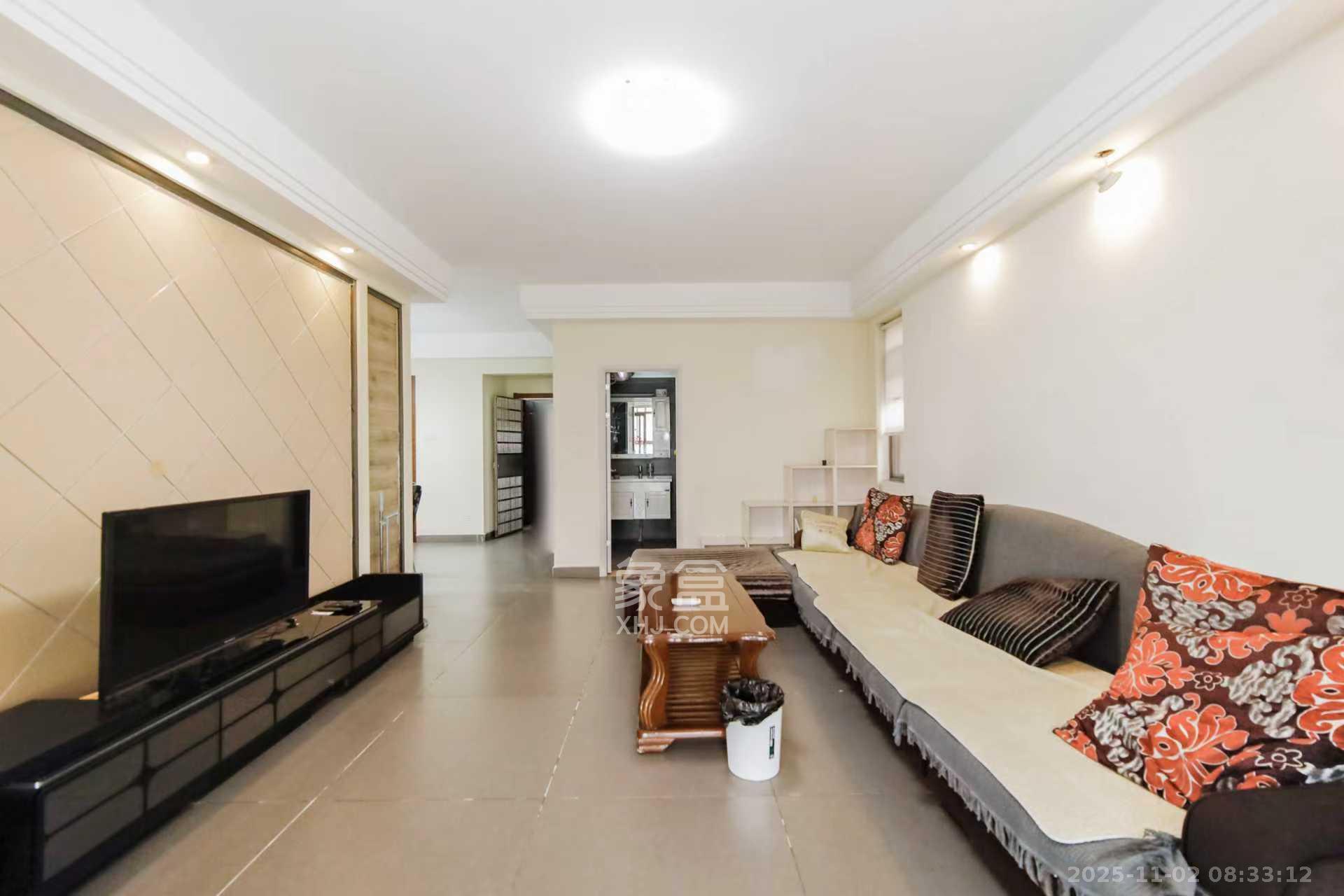 香樟鑫都  1室2厅2卫    3200.0元/月室内图