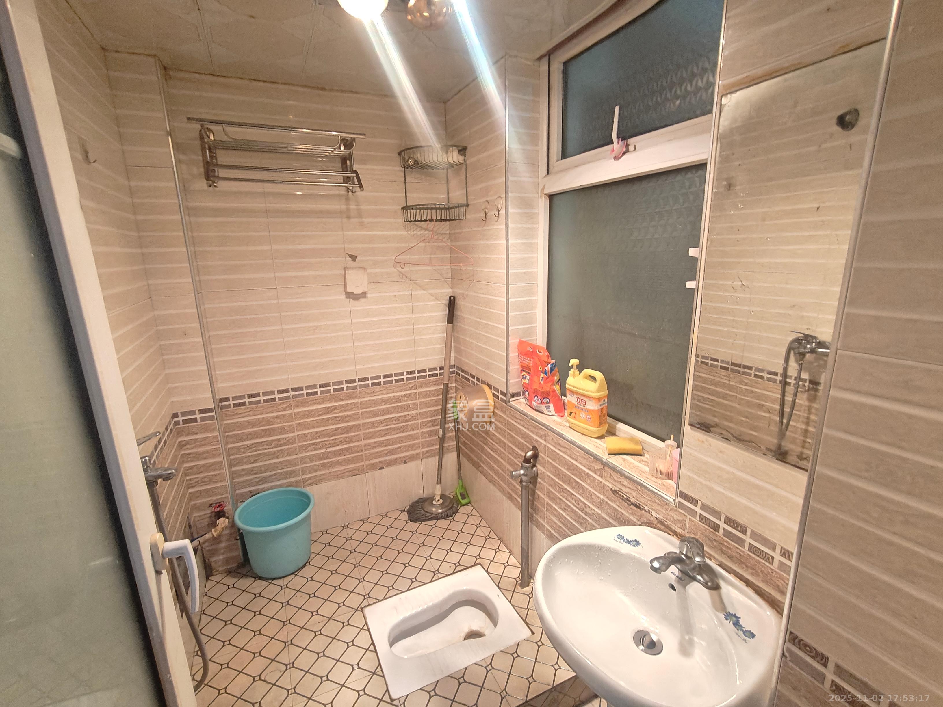 未来城科学家园  1室1厅1卫    1600.0元/月室内图