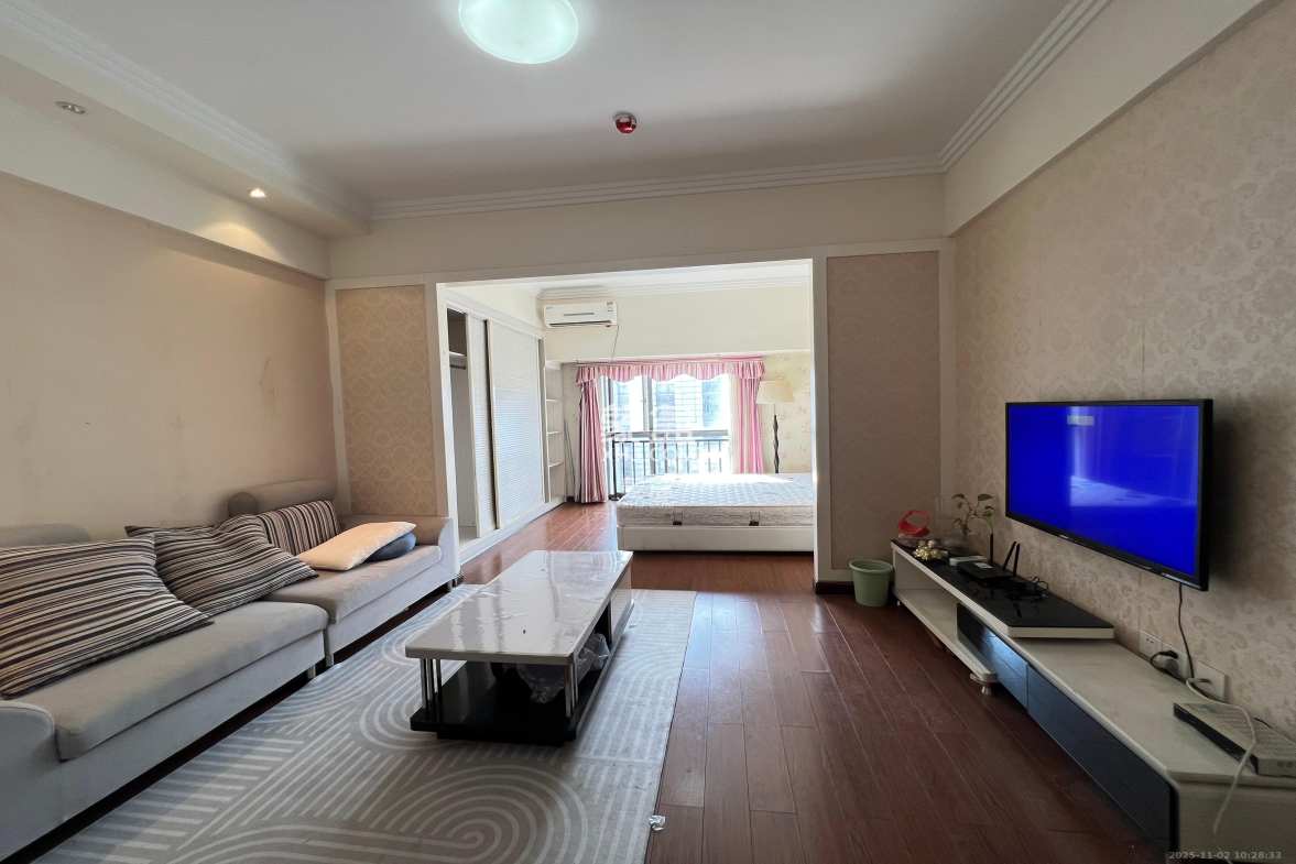 西子一间 1室1厅1卫 1600.0元/月 西子一间 1室1厅1卫 1600.0元/月室内图