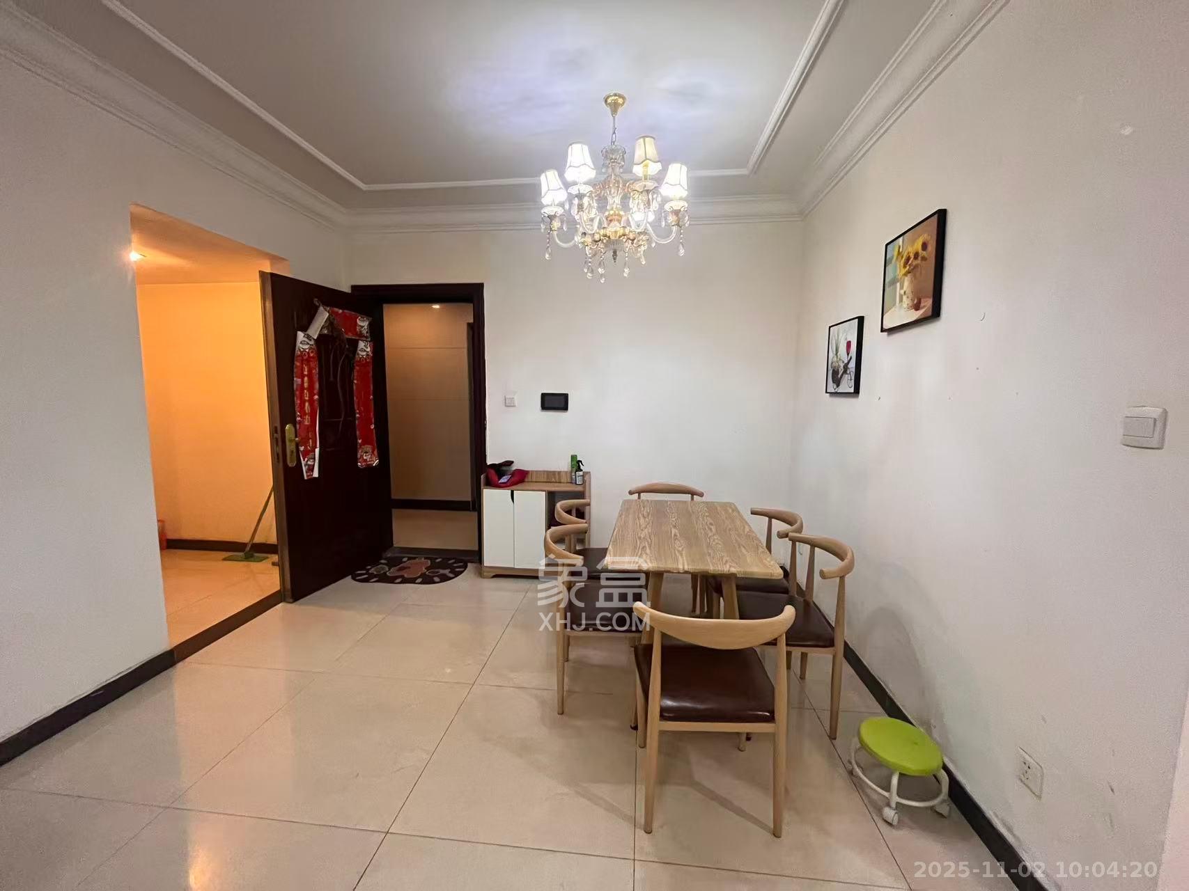 恒大雅苑 3室2厅2卫 2700.0元/月 恒大雅苑 3室2厅2卫 2700.0元/月室内图